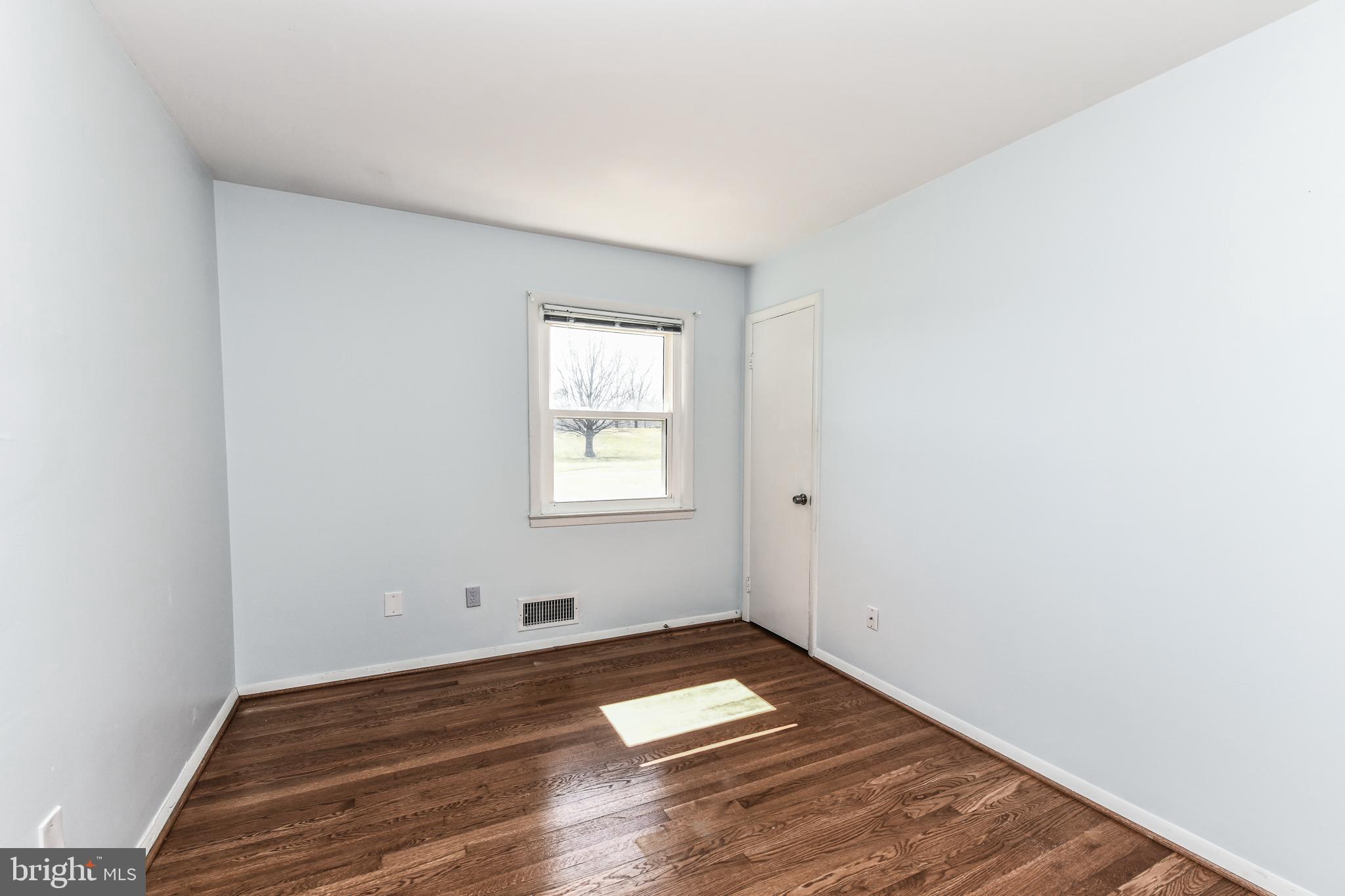 WEST SPRINGFIELD - Residential Lease