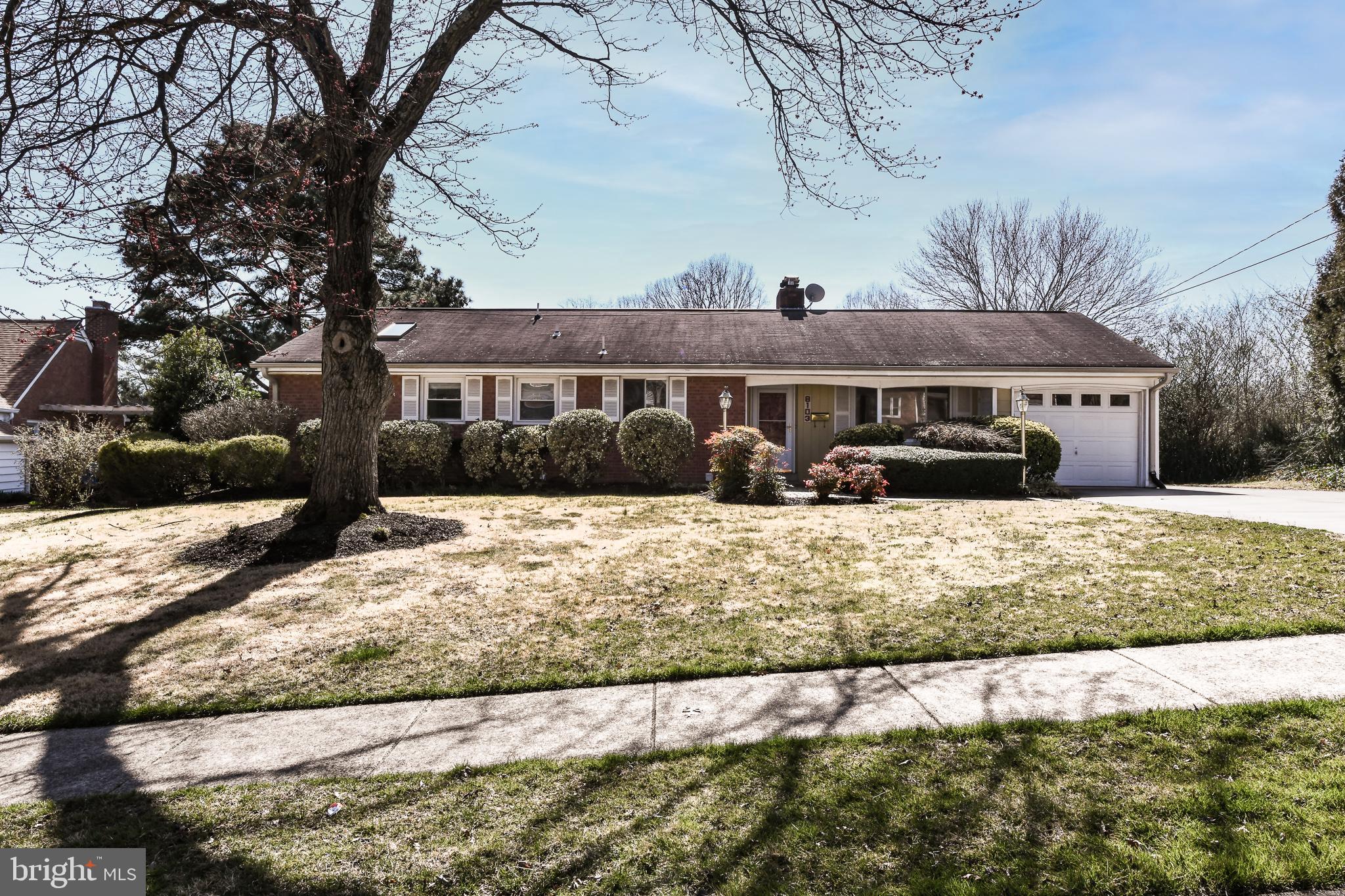 WEST SPRINGFIELD - Residential Lease