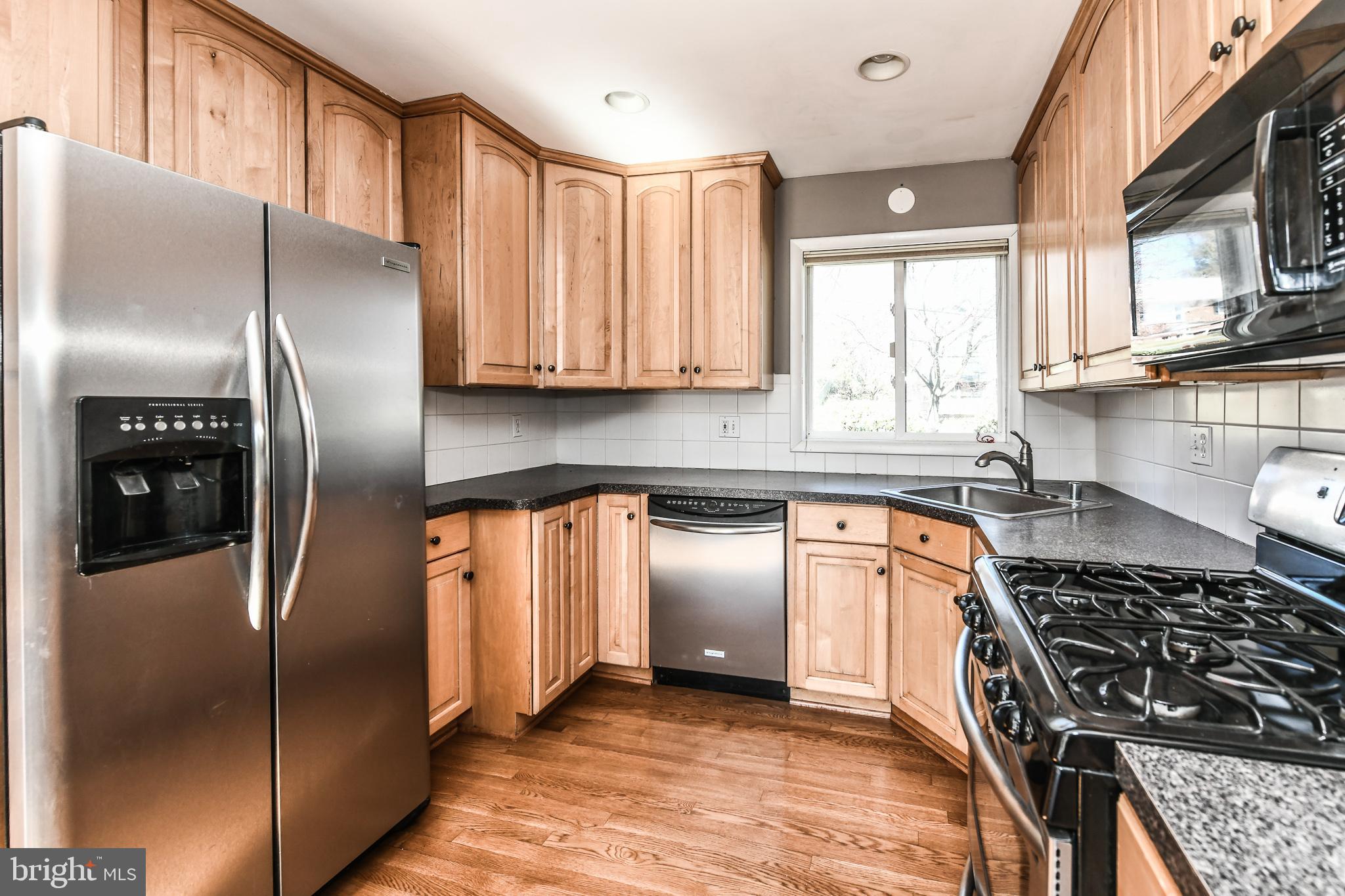 WEST SPRINGFIELD - Residential Lease