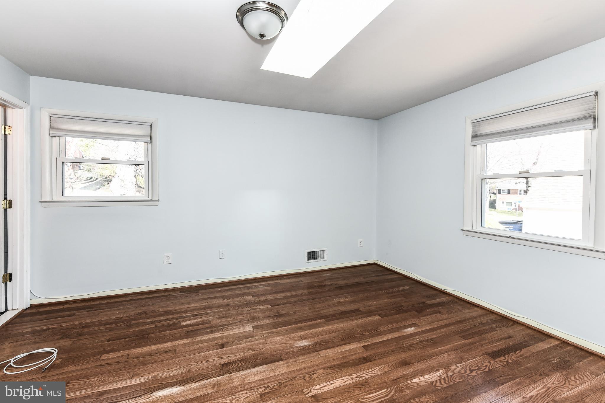 WEST SPRINGFIELD - Residential Lease