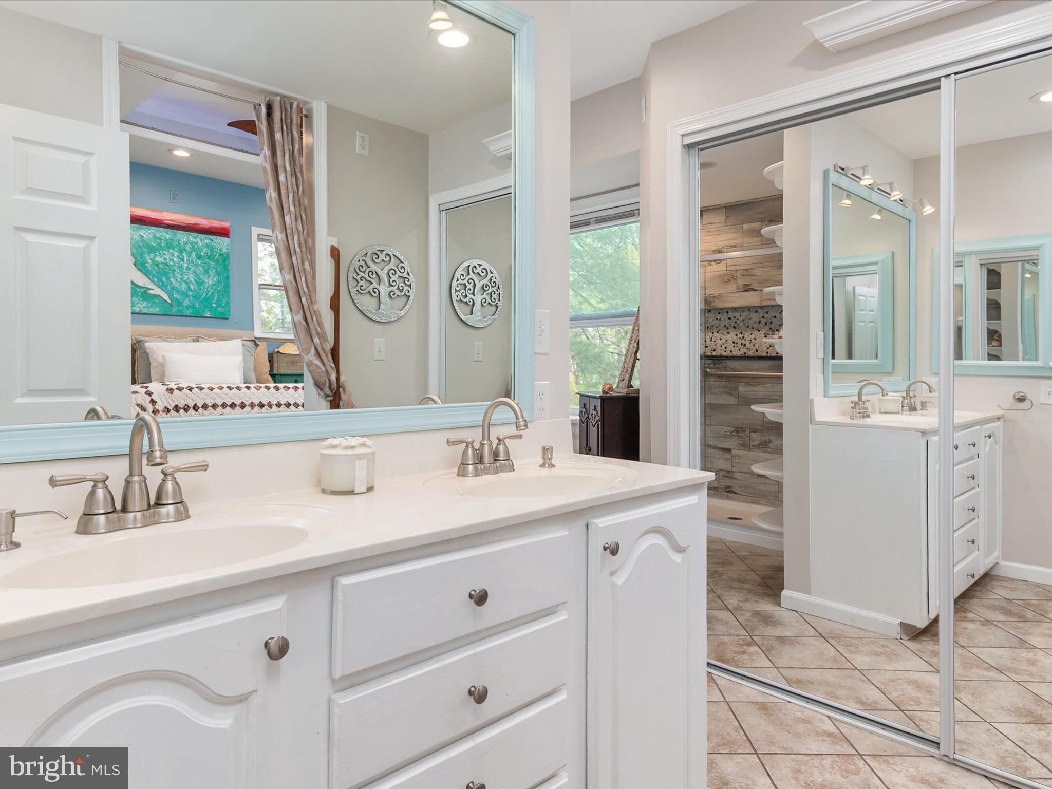 SELBY ON THE BAY - Residential