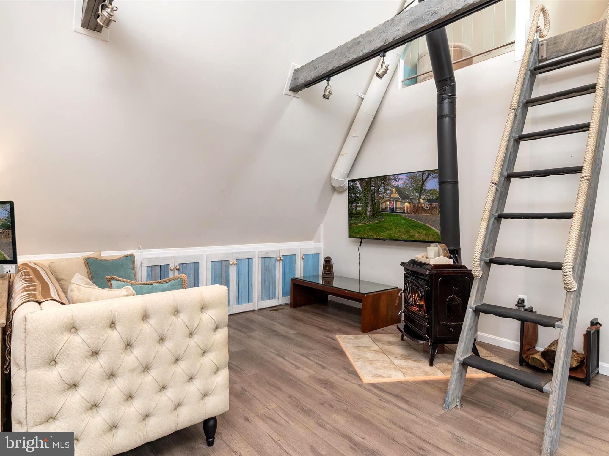 SELBY ON THE BAY - Residential