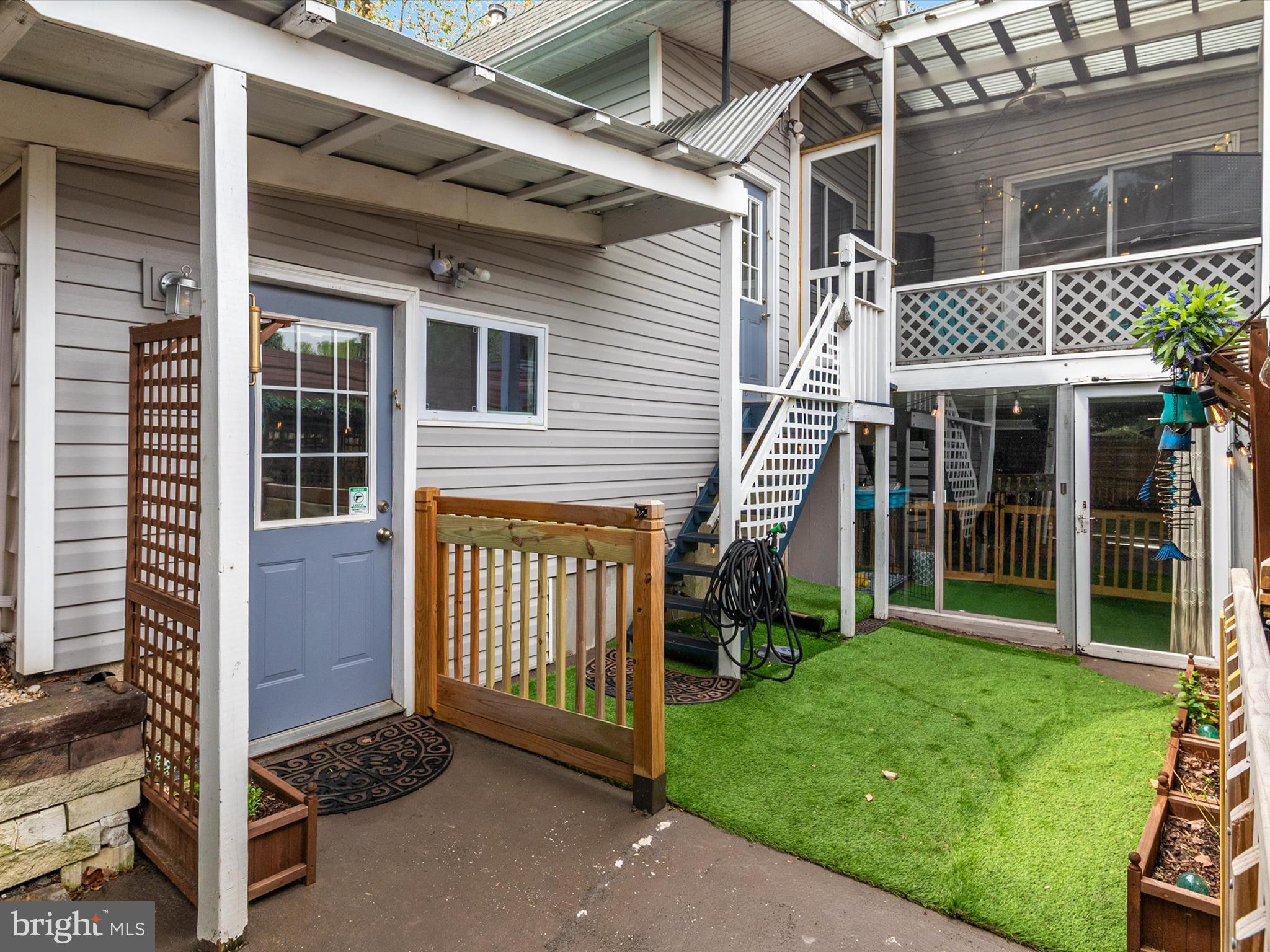 SELBY ON THE BAY - Residential