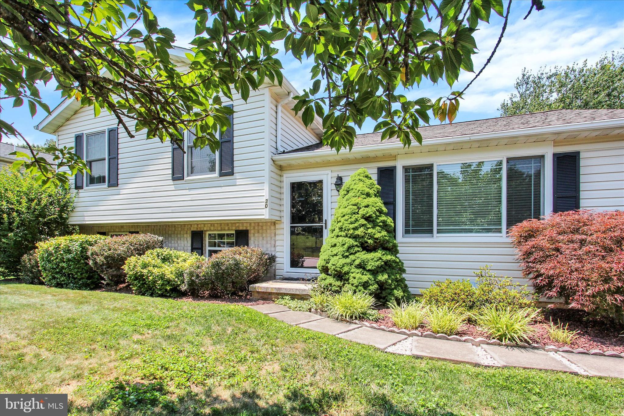 30 GARDENIA DRIVE