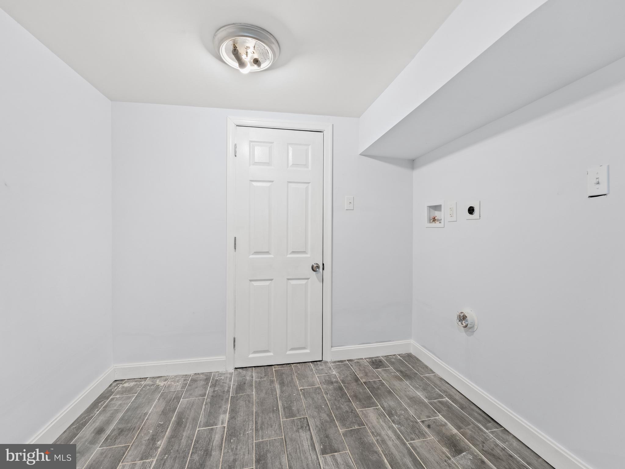 KENSINGTON - Residential