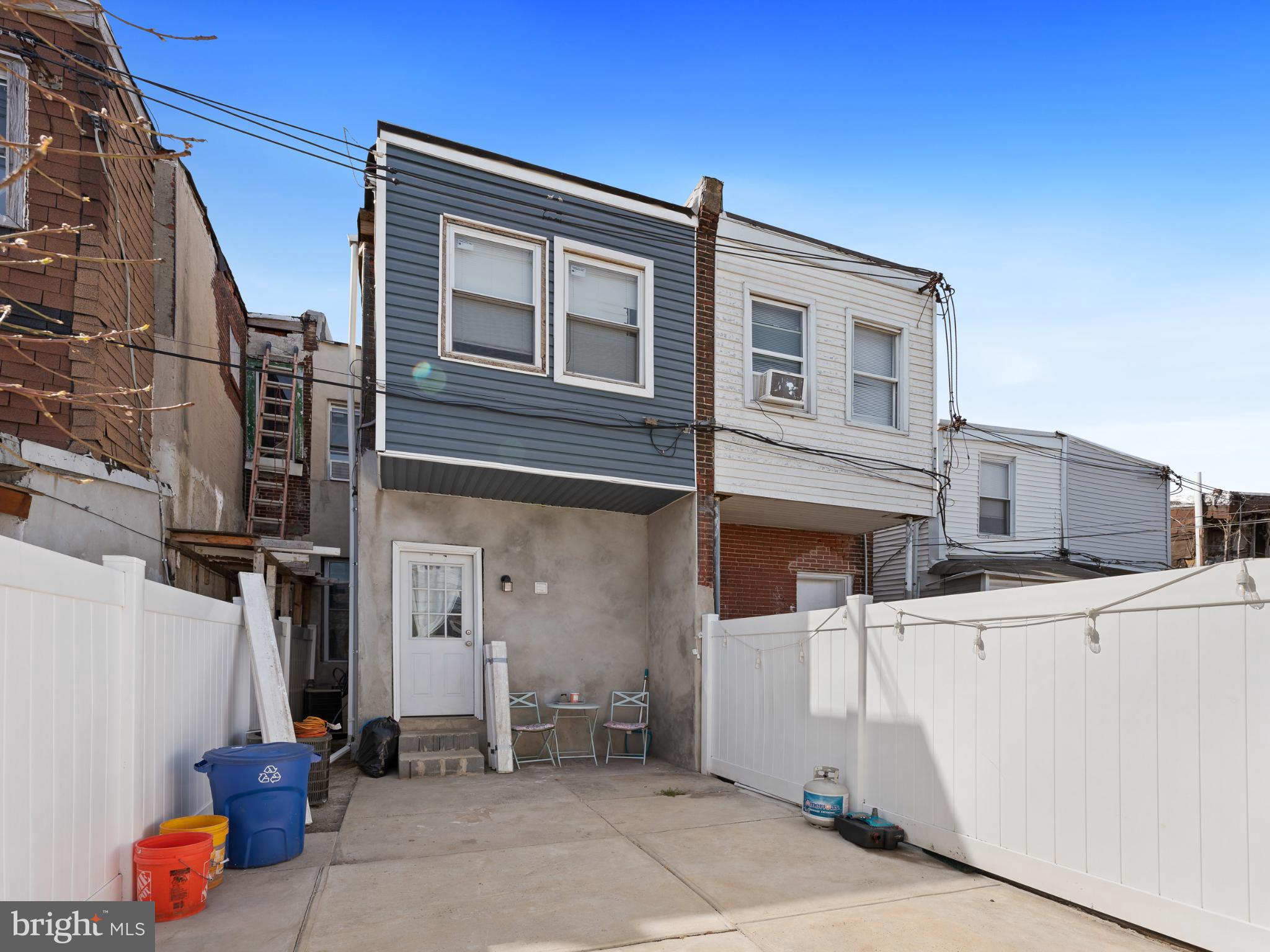 KENSINGTON - Residential