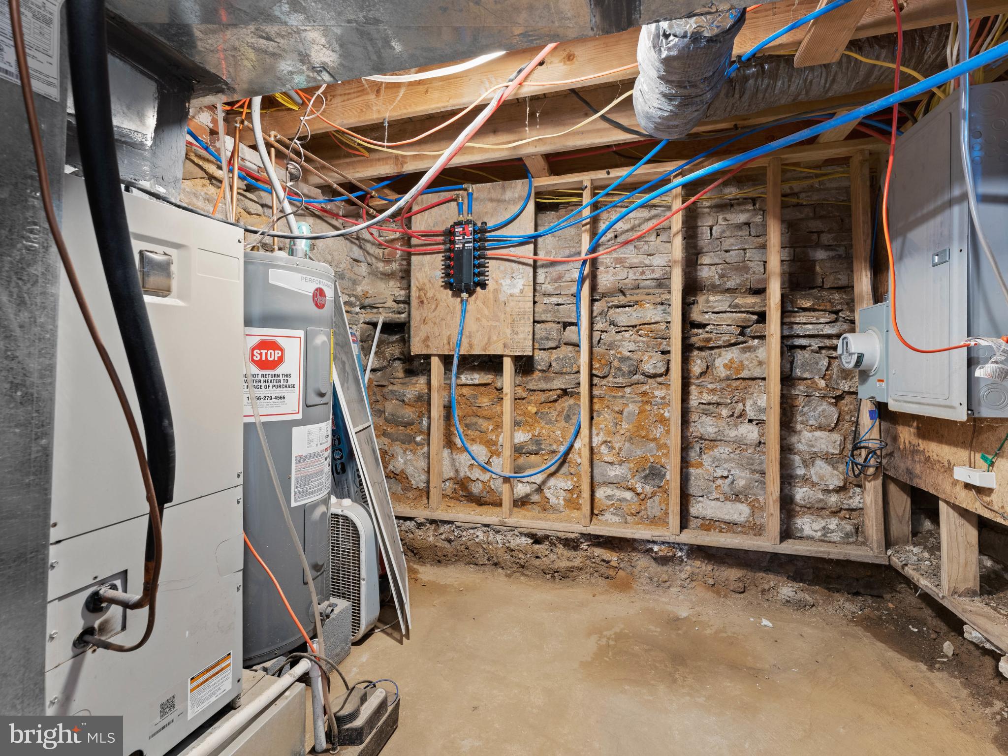 KENSINGTON - Residential