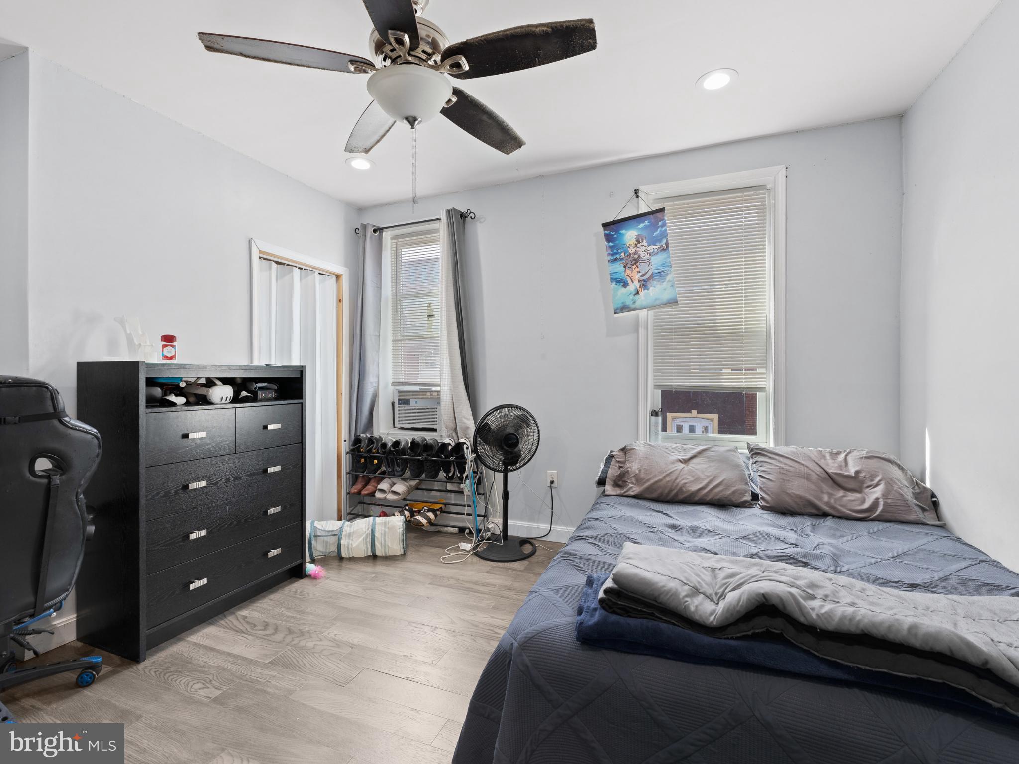 KENSINGTON - Residential