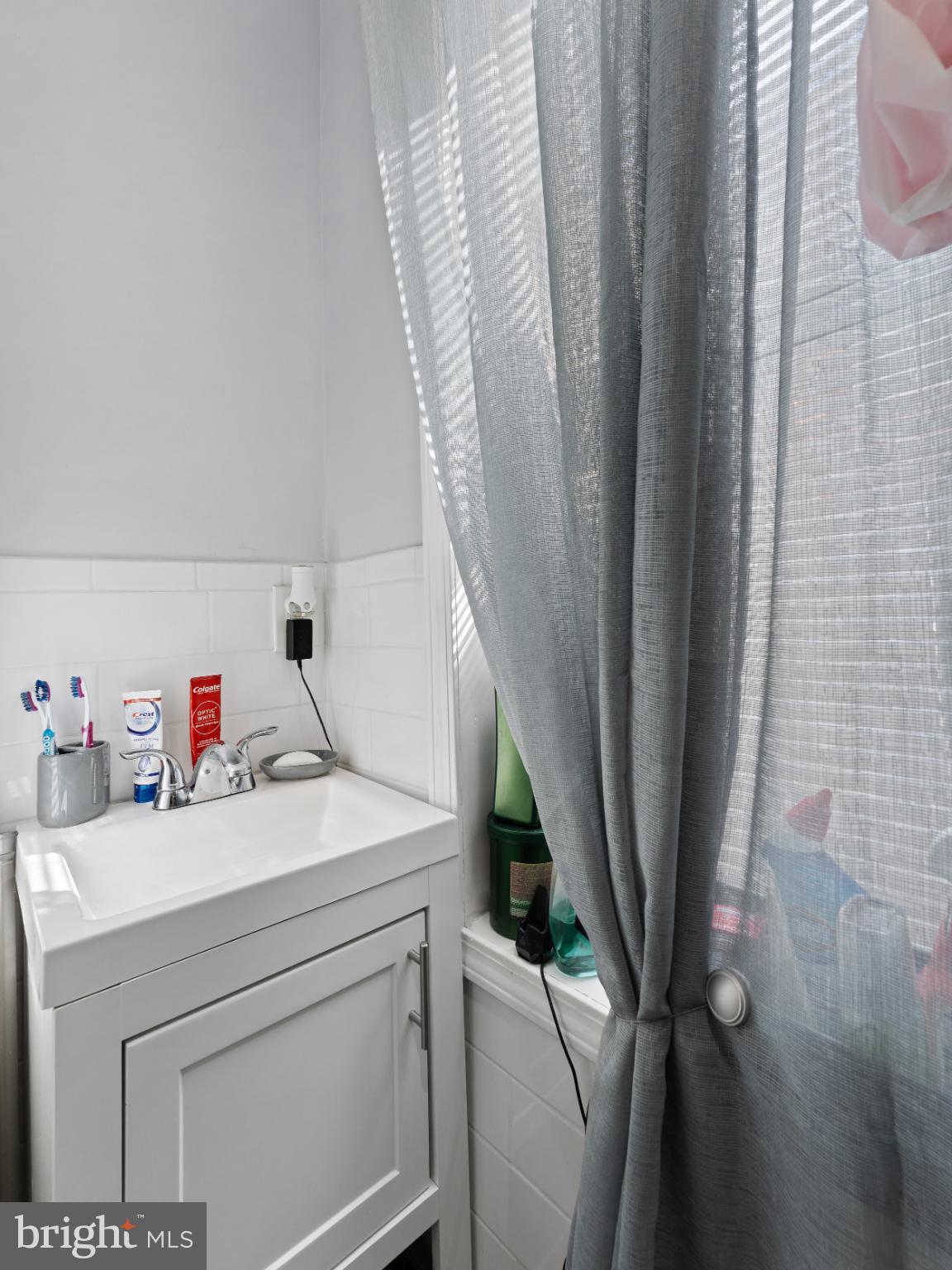 KENSINGTON - Residential