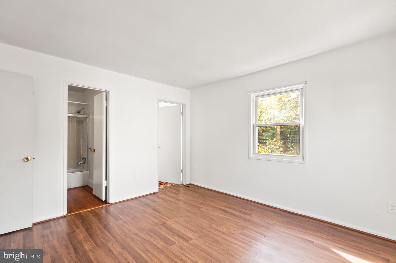 LAKE BRADDOCK - Residential