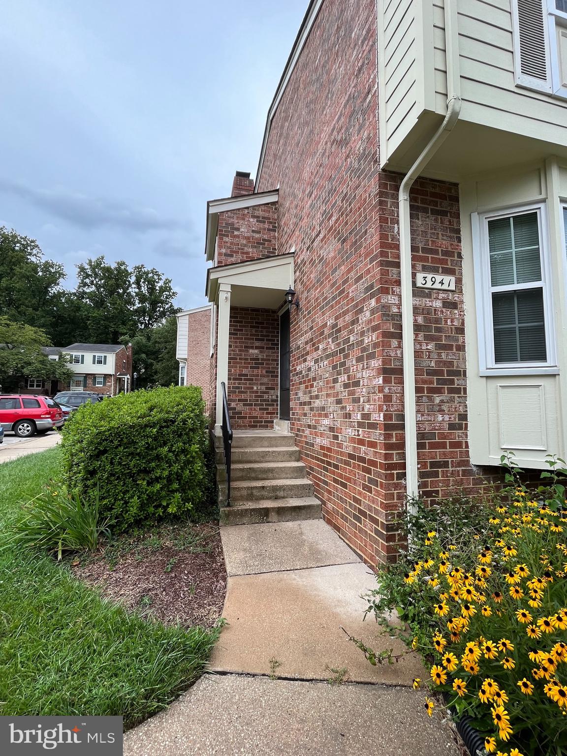 GEORGIAN COLONIES - Residential Lease