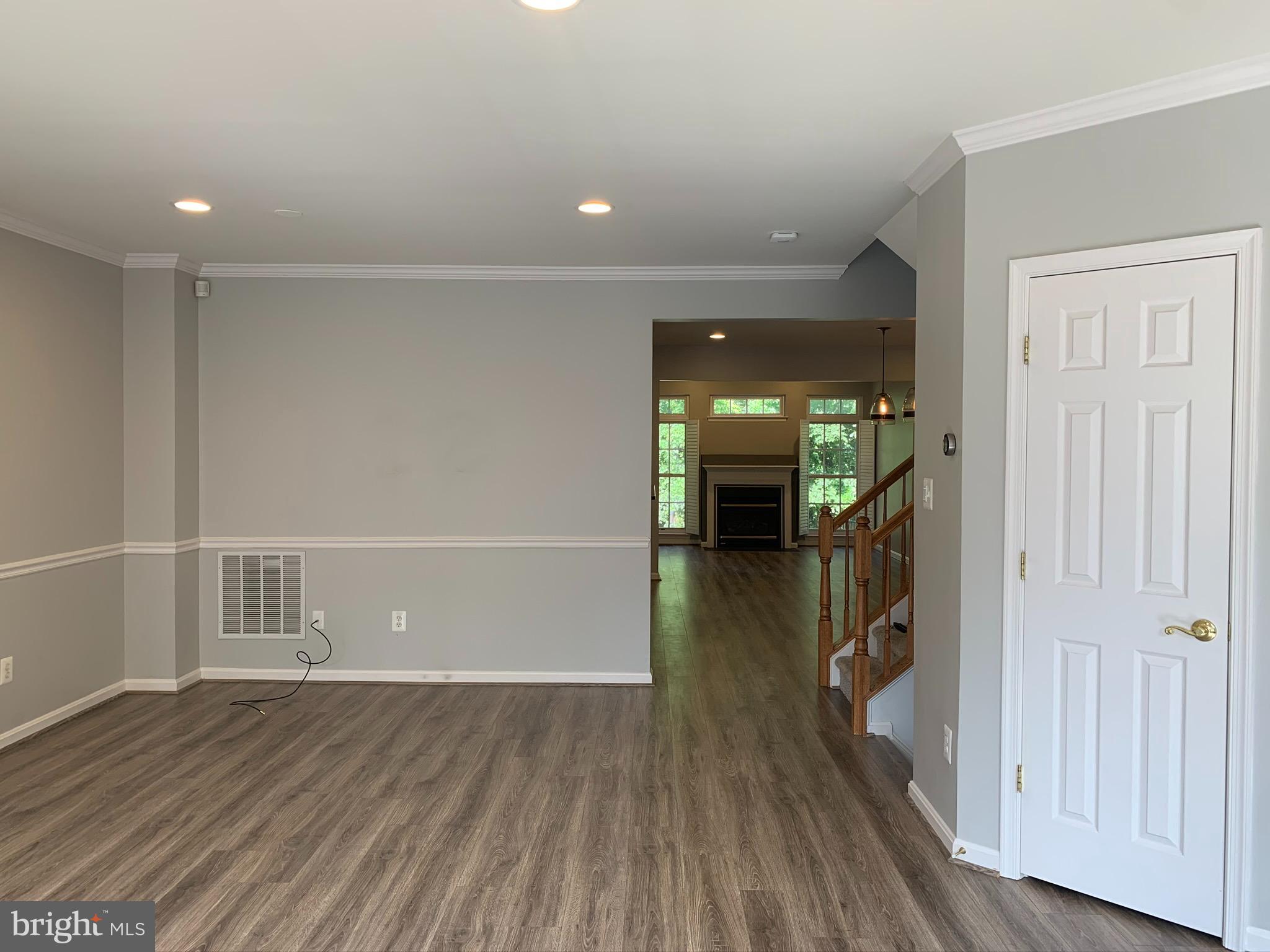 GOVERNORS GROVE - Residential Lease