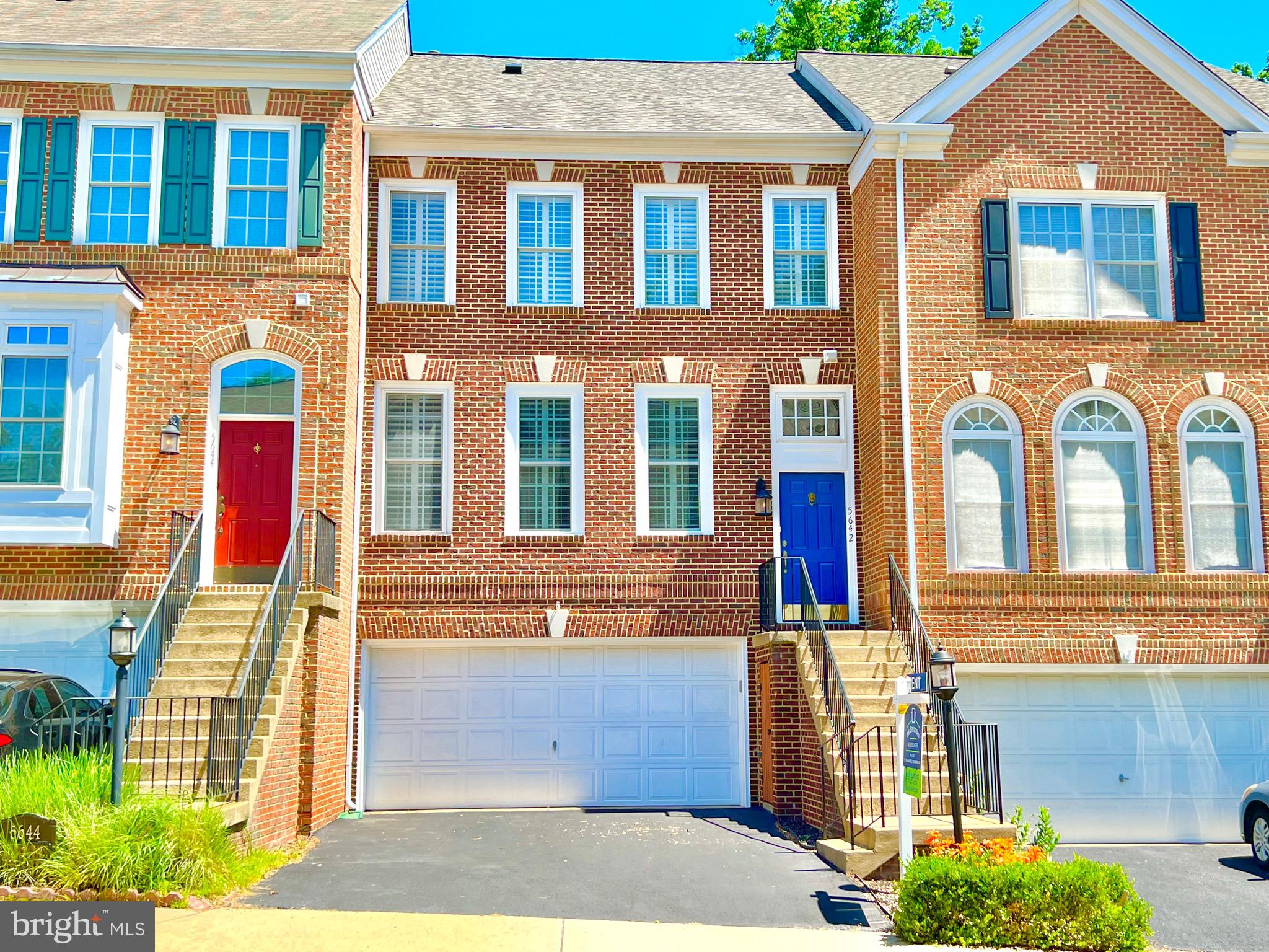 GOVERNORS GROVE - Residential Lease