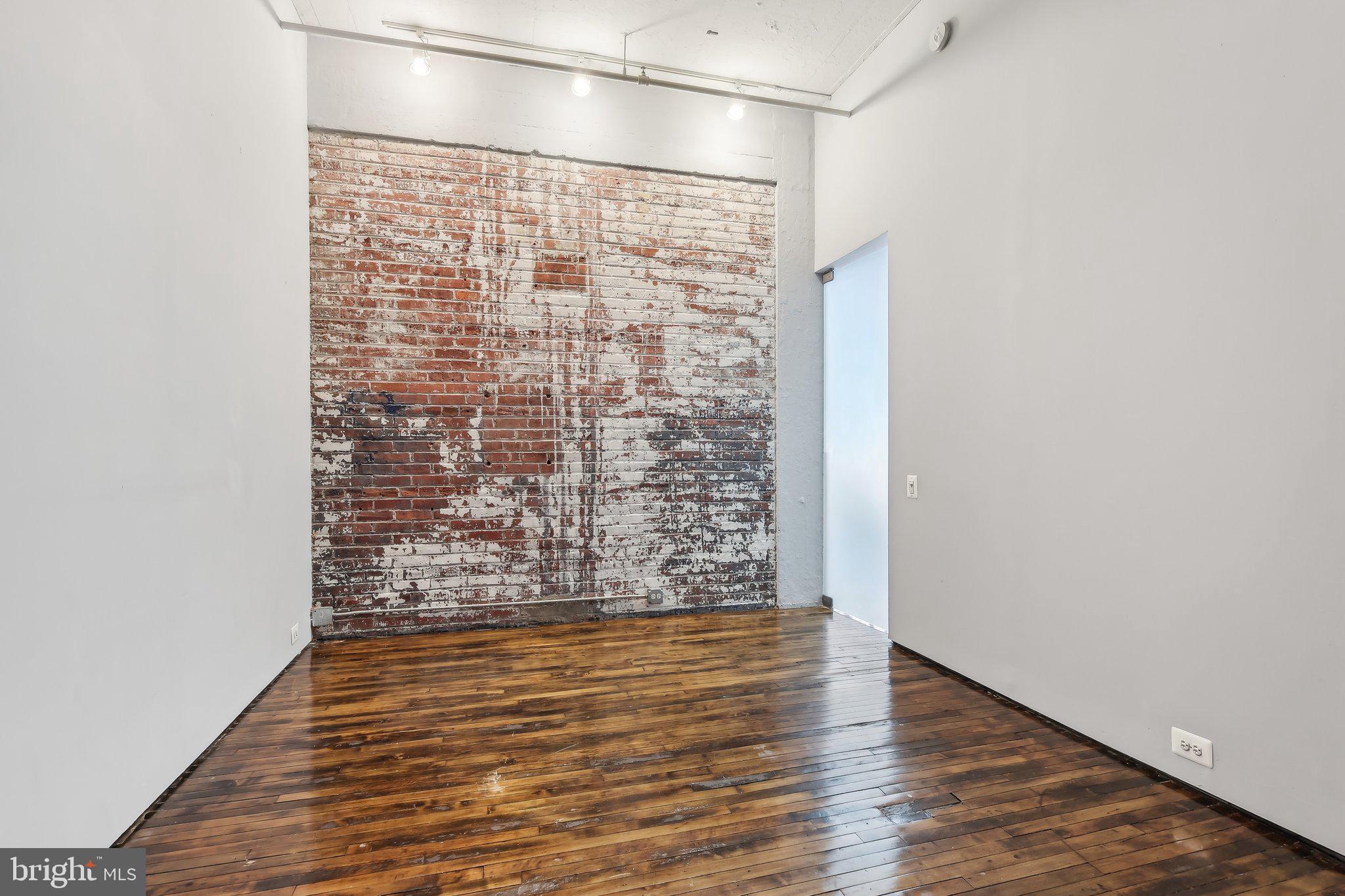CALLOWHILL - Residential