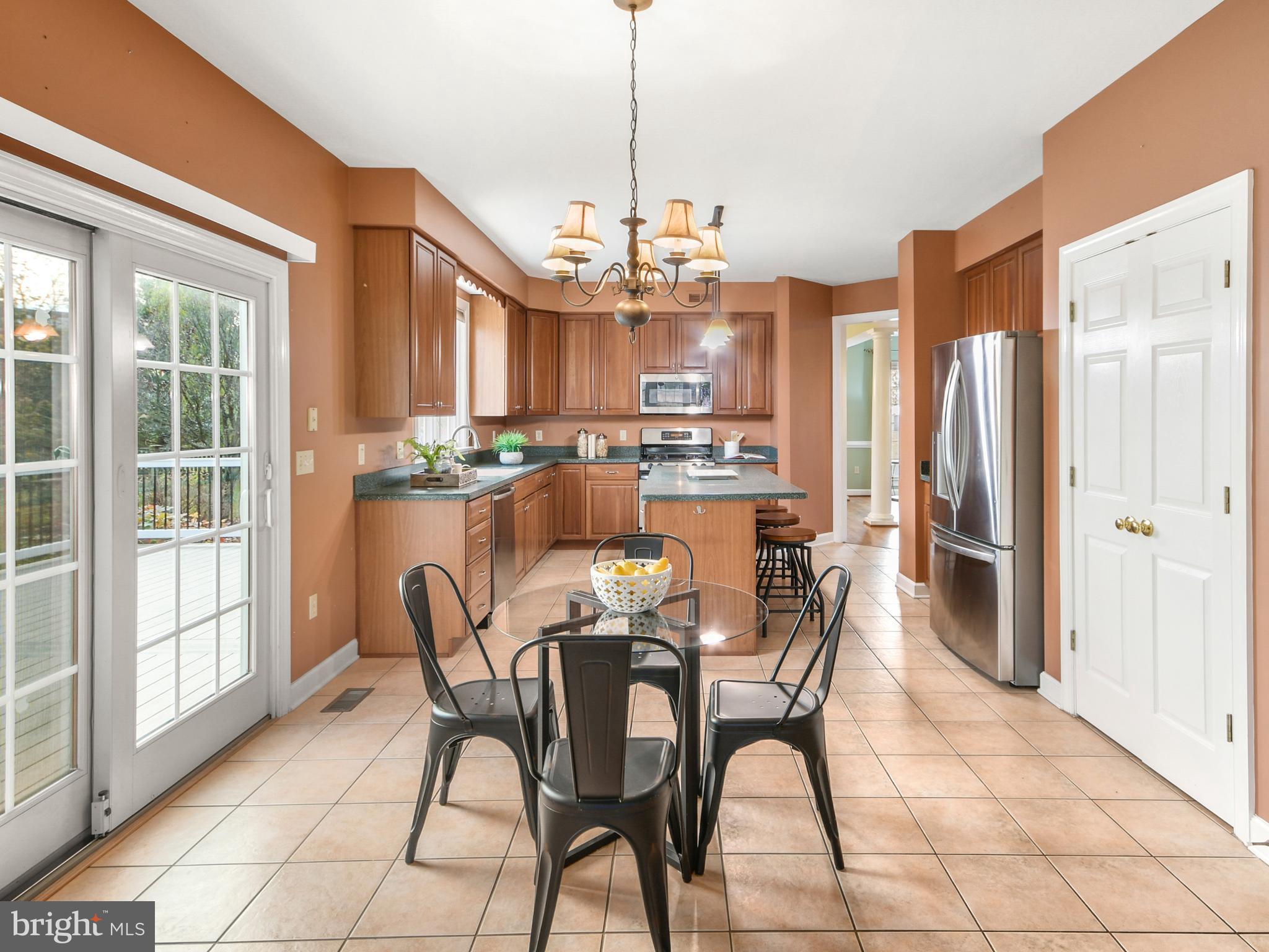 FOXFIELD AT MIDDLETOWN - Residential