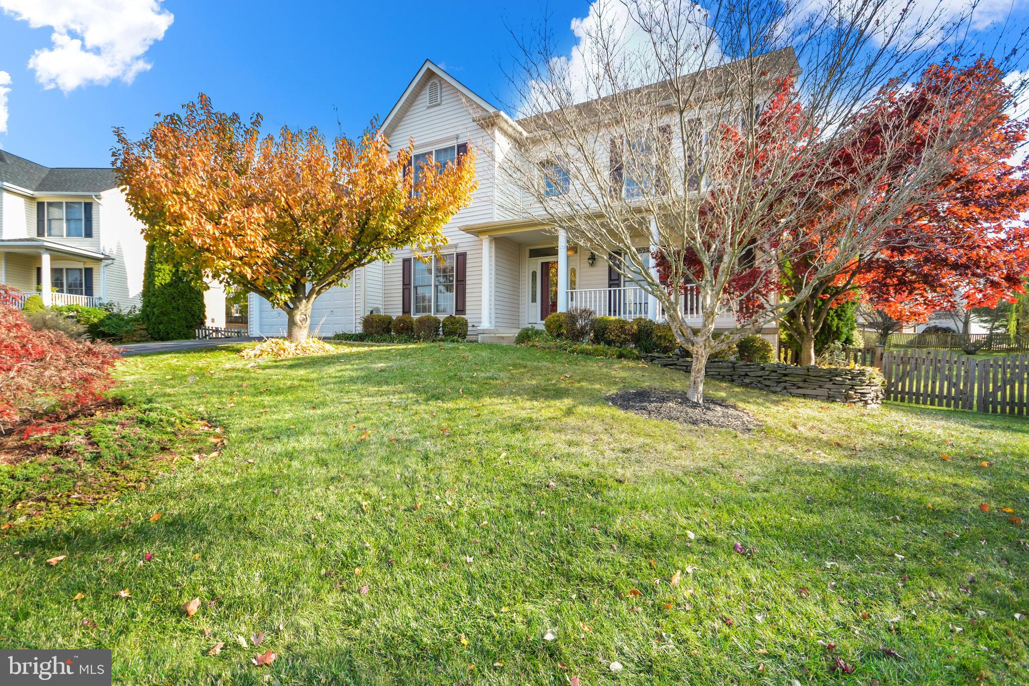 FOXFIELD AT MIDDLETOWN - Residential