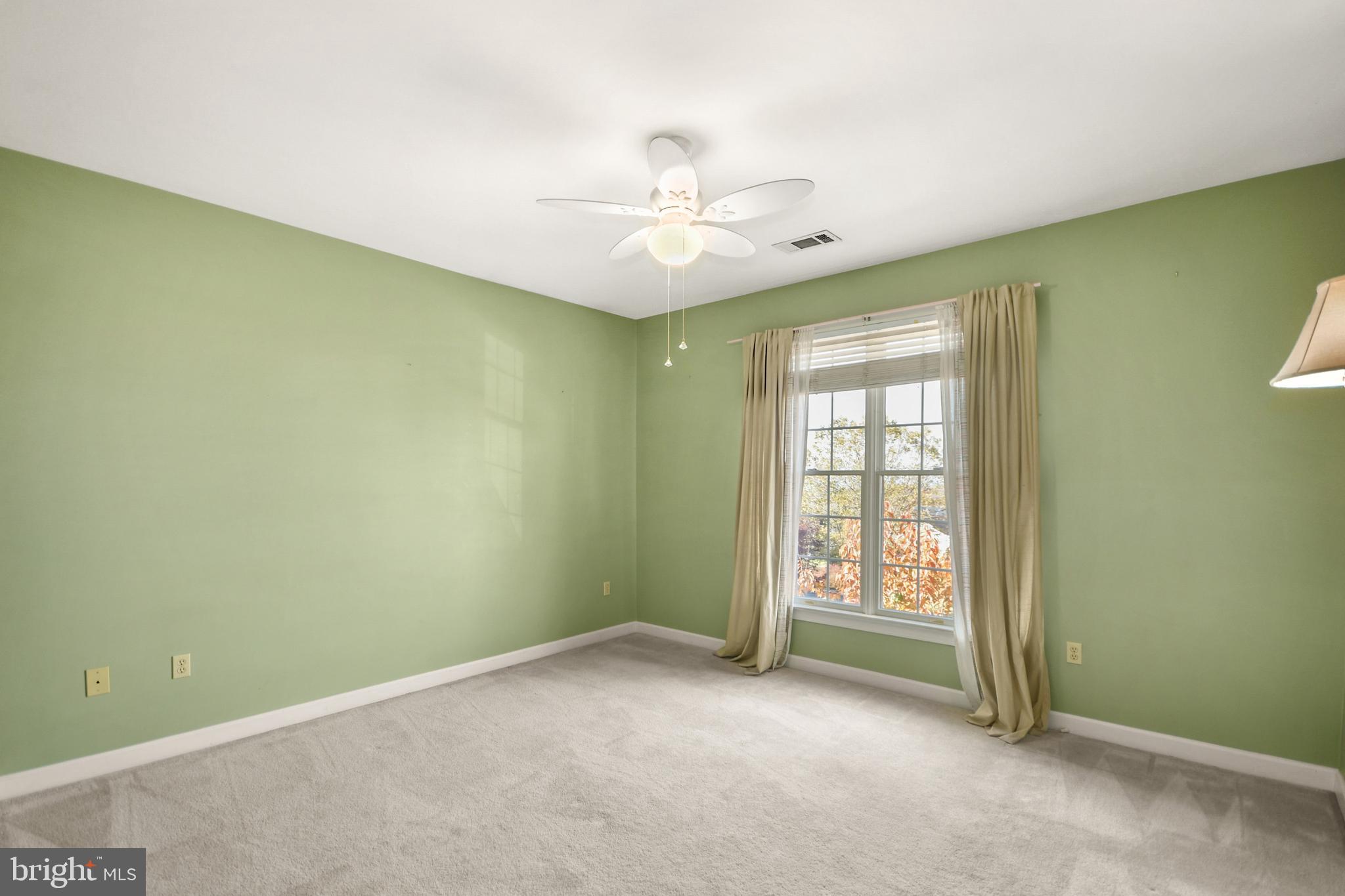 FOXFIELD AT MIDDLETOWN - Residential