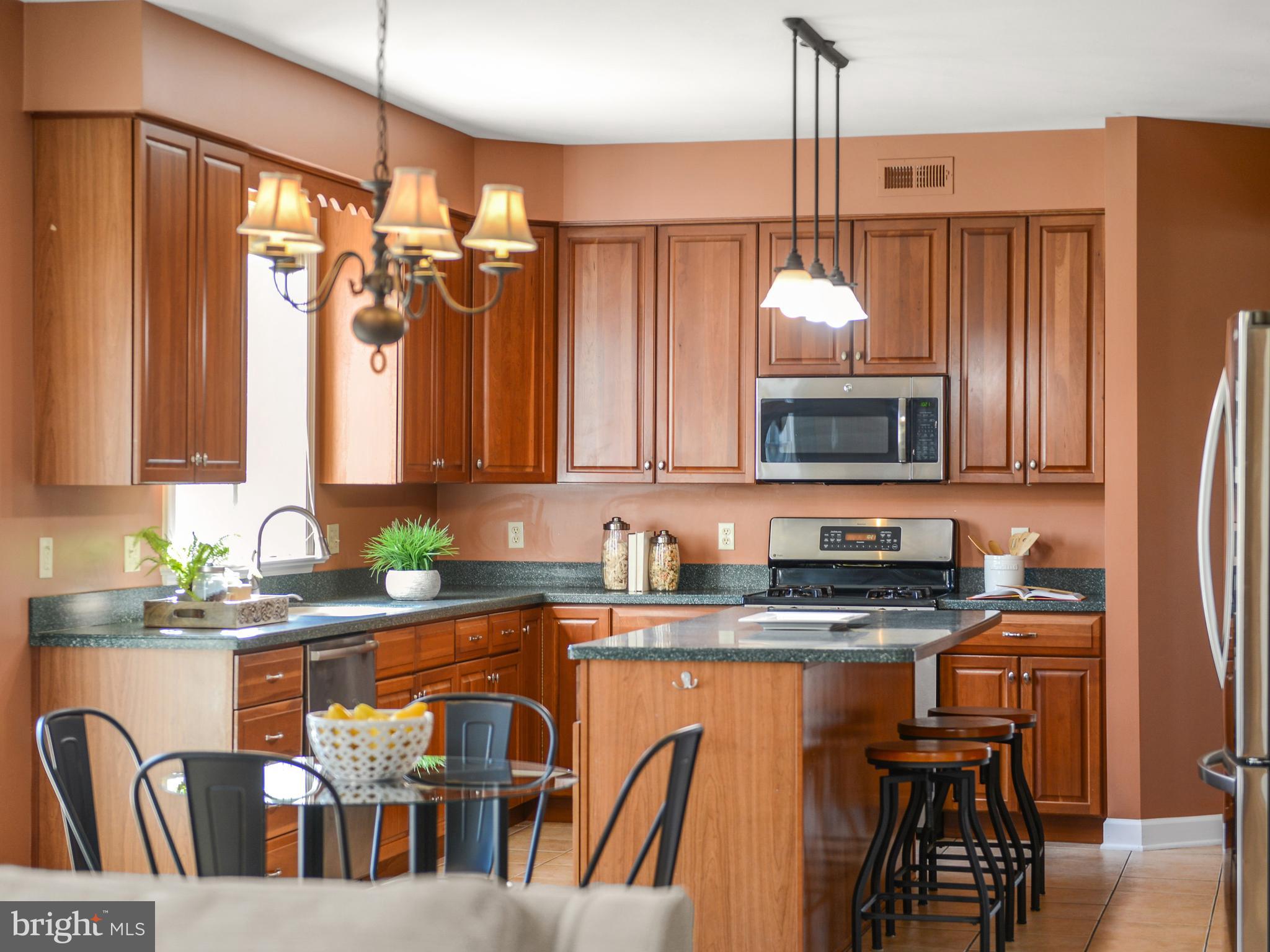 FOXFIELD AT MIDDLETOWN - Residential