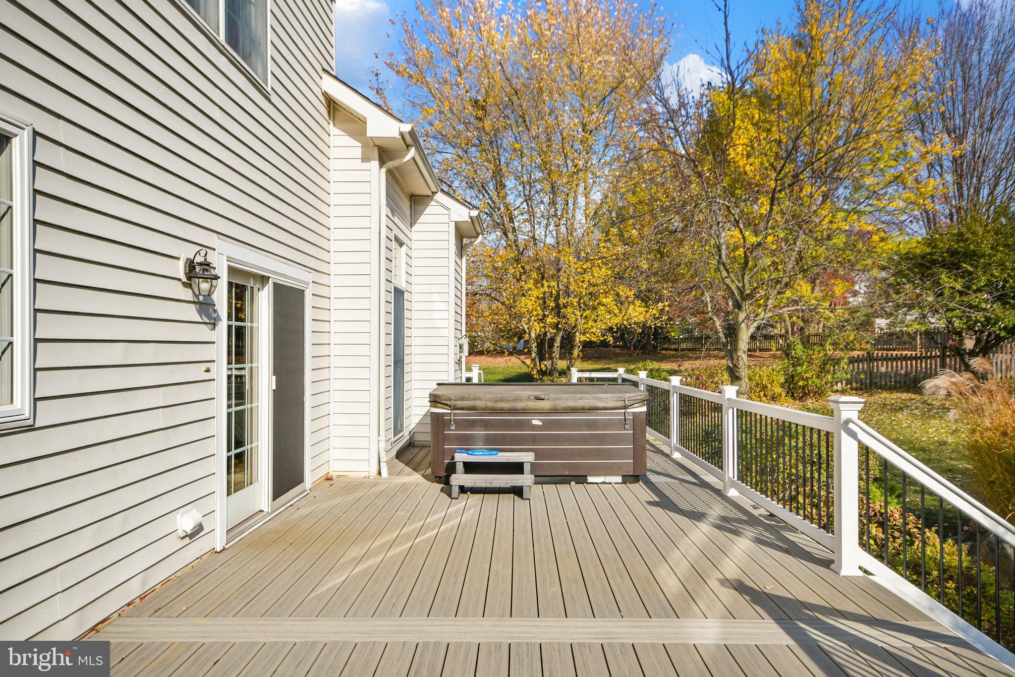 FOXFIELD AT MIDDLETOWN - Residential