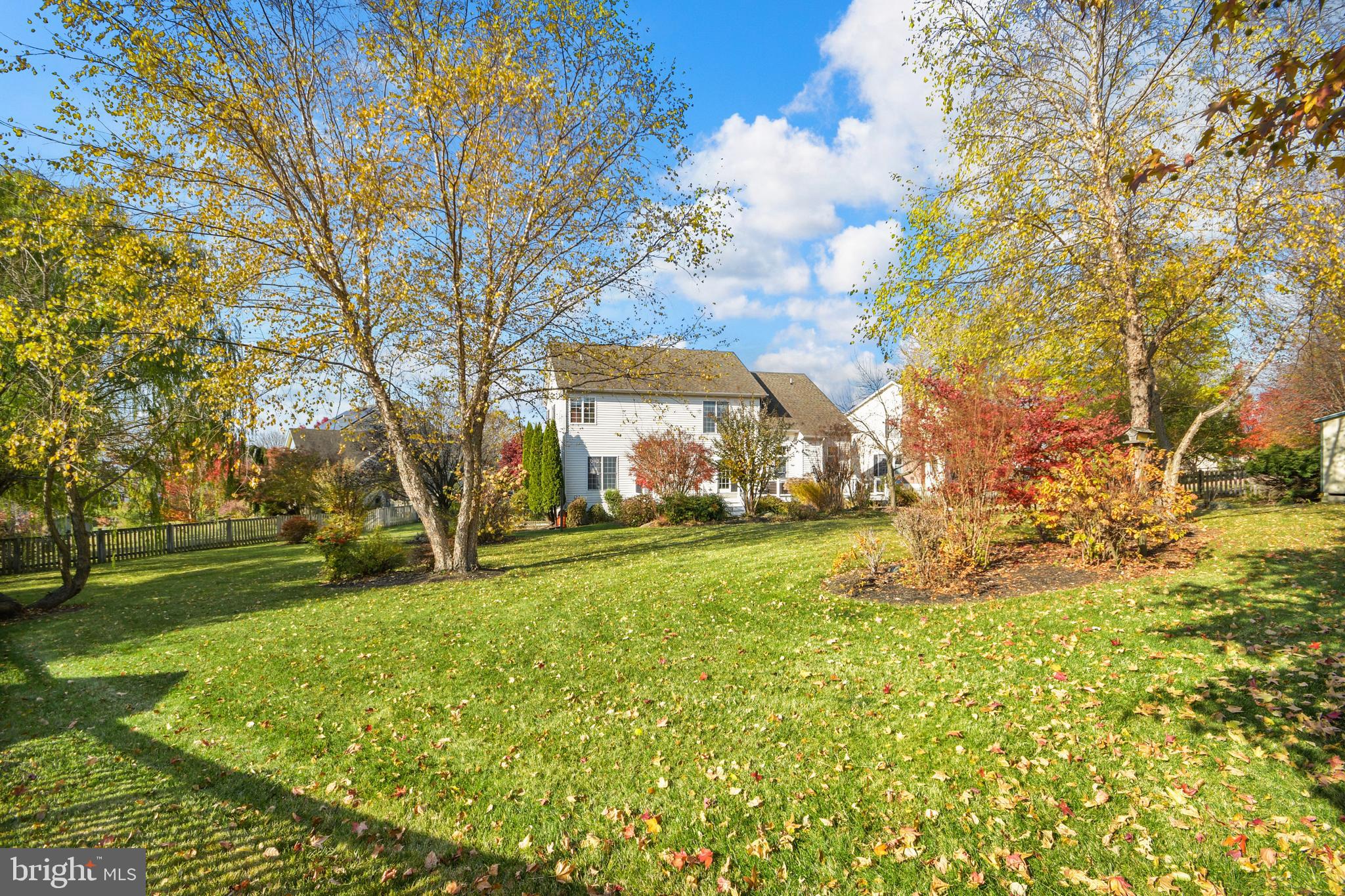 FOXFIELD AT MIDDLETOWN - Residential