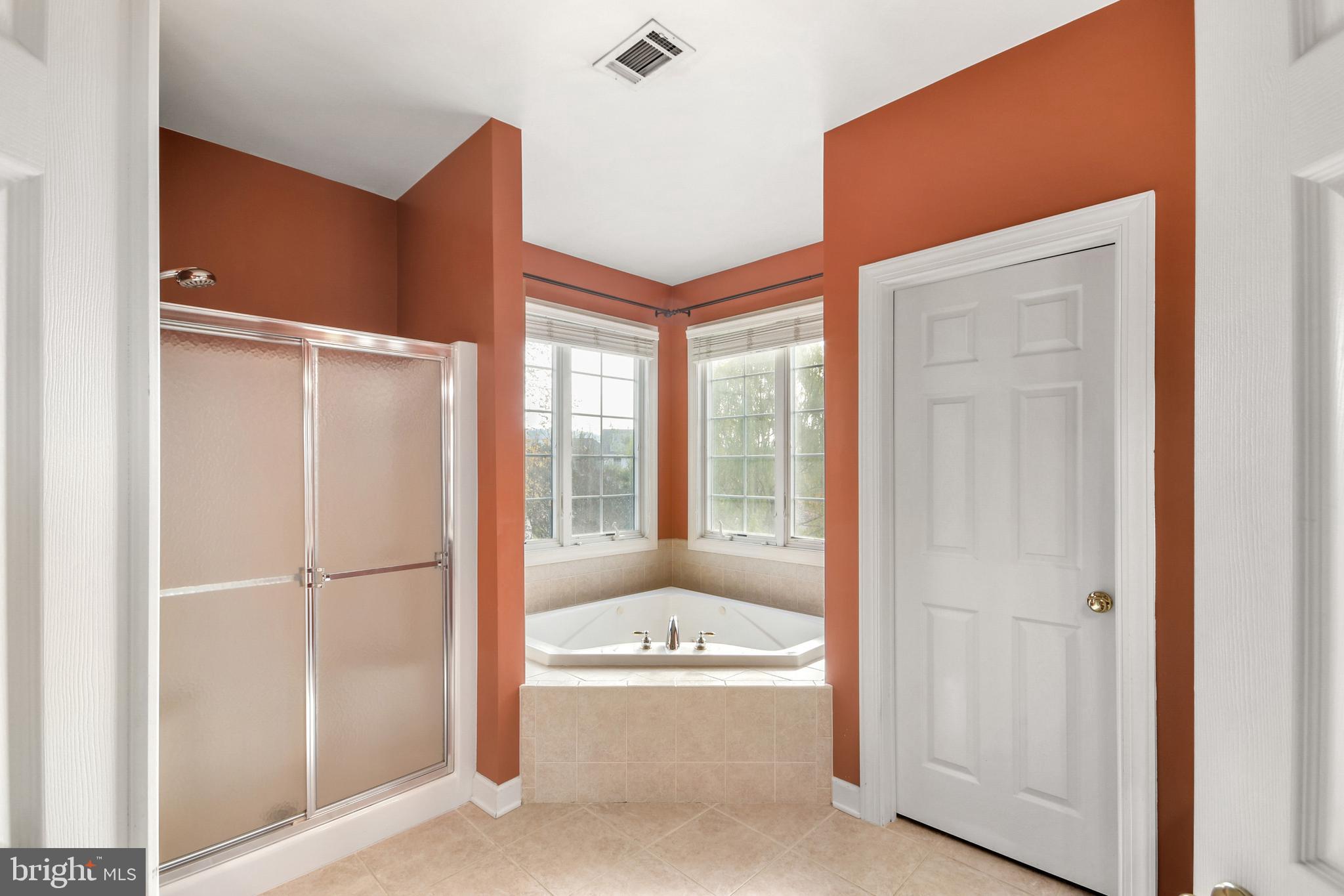 FOXFIELD AT MIDDLETOWN - Residential