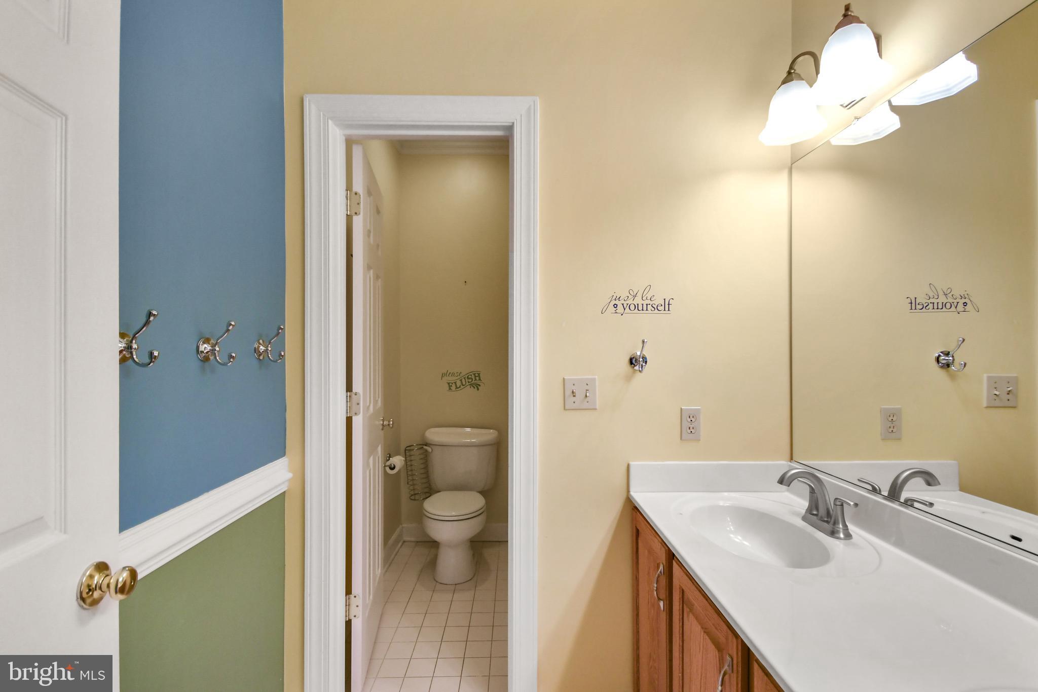 FOXFIELD AT MIDDLETOWN - Residential