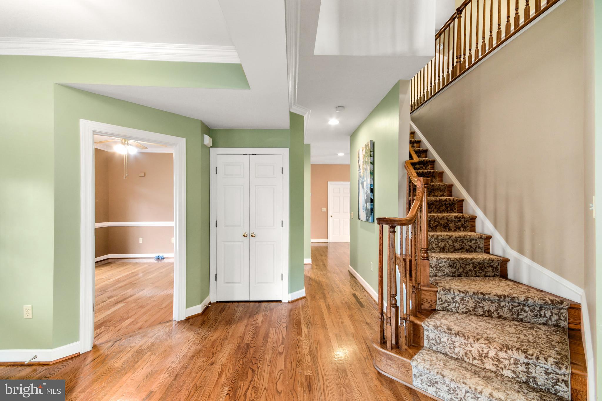 FOXFIELD AT MIDDLETOWN - Residential