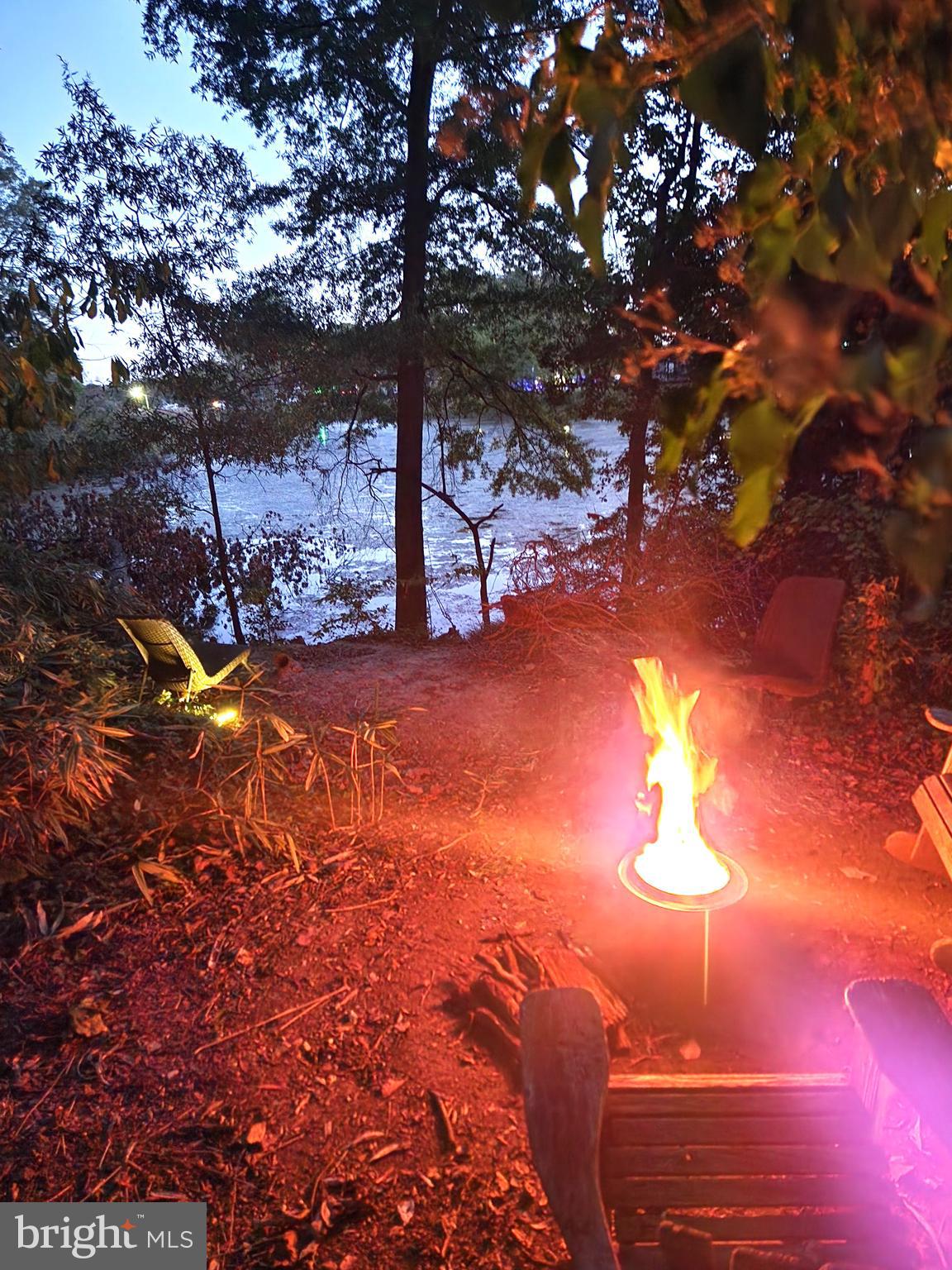 MIDDLEBOROUGH - Land