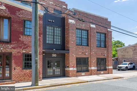 Condo For Sale - 310 Frederick Street #403<br/> FREDERICKSBURG, VA 22401