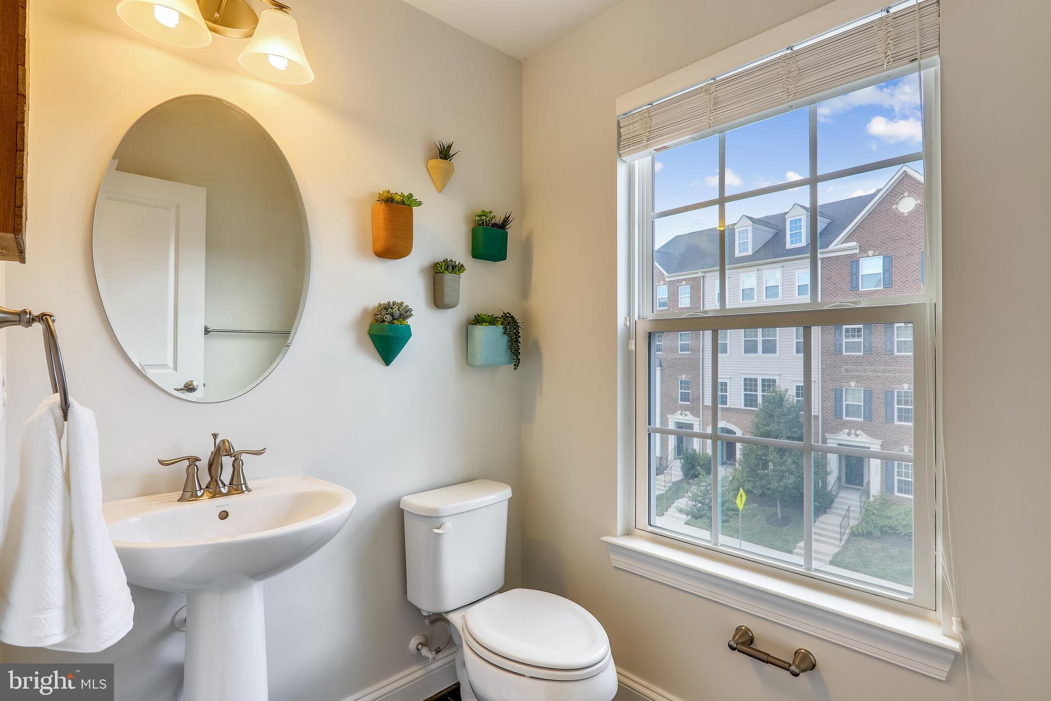 GREENBELT STATION - Residential