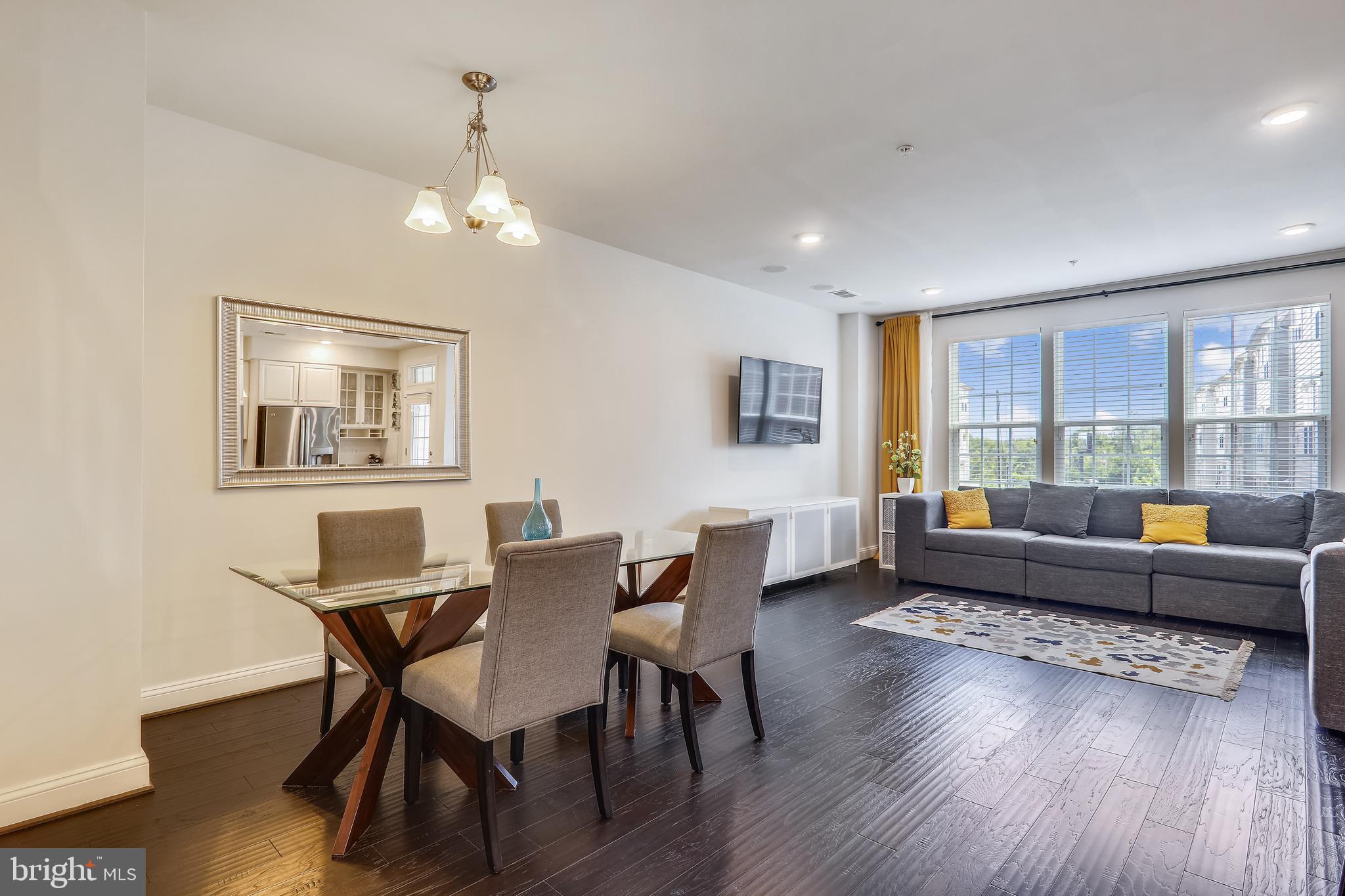 GREENBELT STATION - Residential