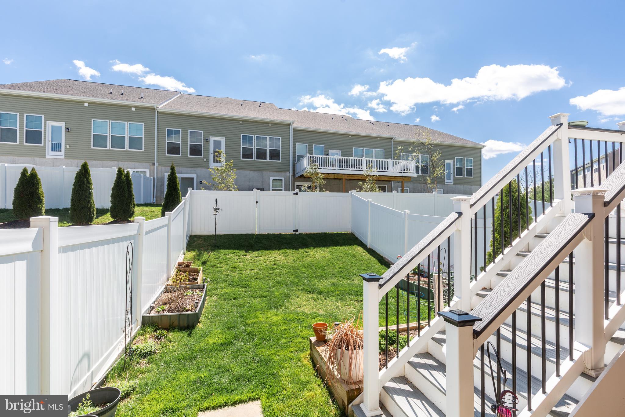 SNADER'S SUMMIT - Residential