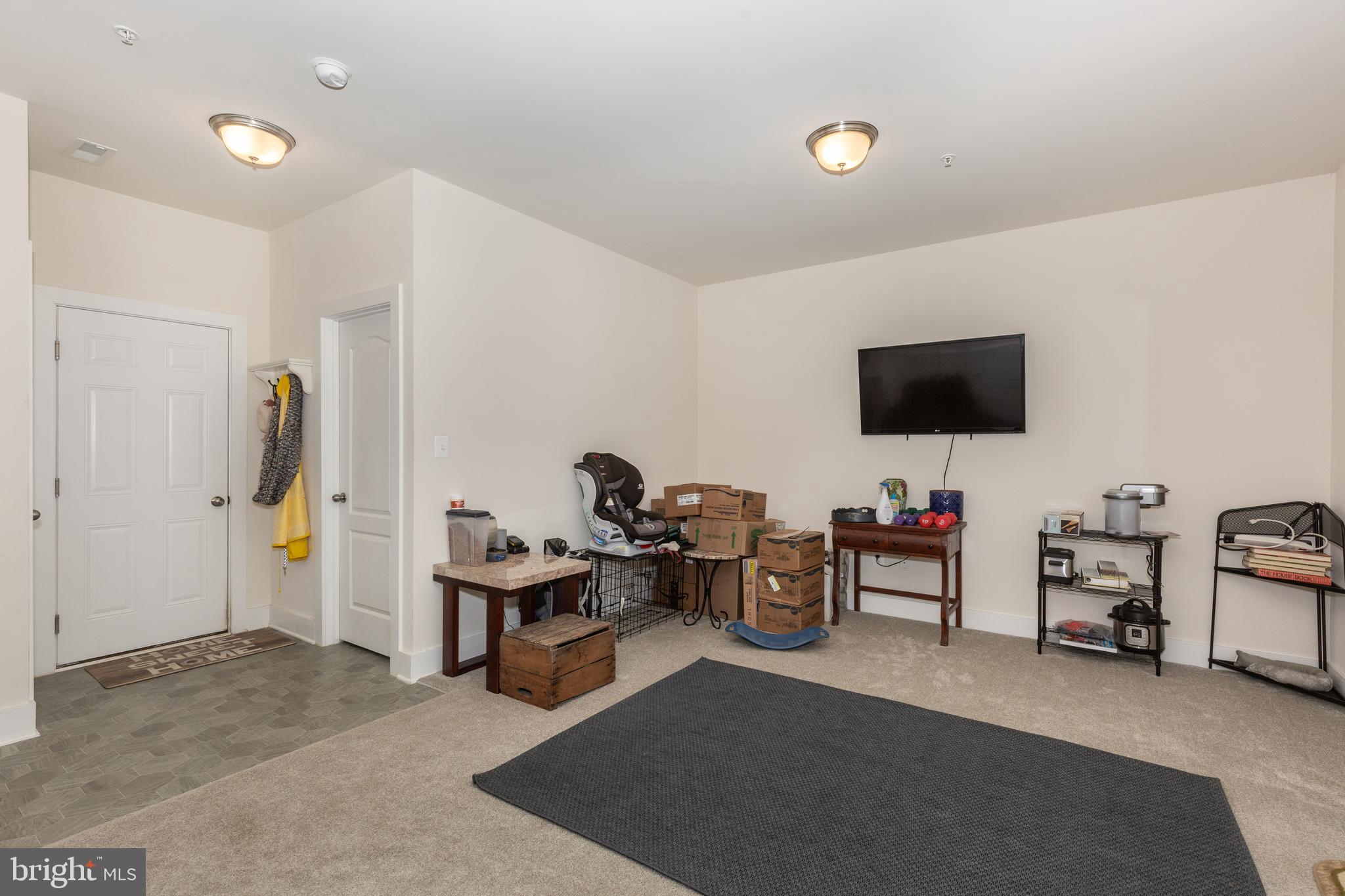 SNADER'S SUMMIT - Residential