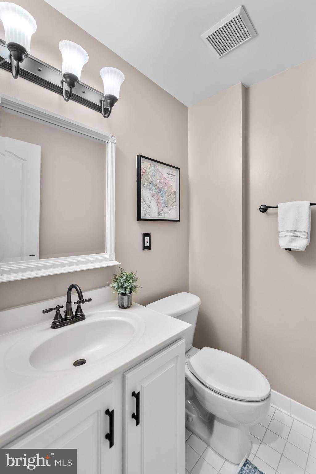 CAMERON STATION - Residential