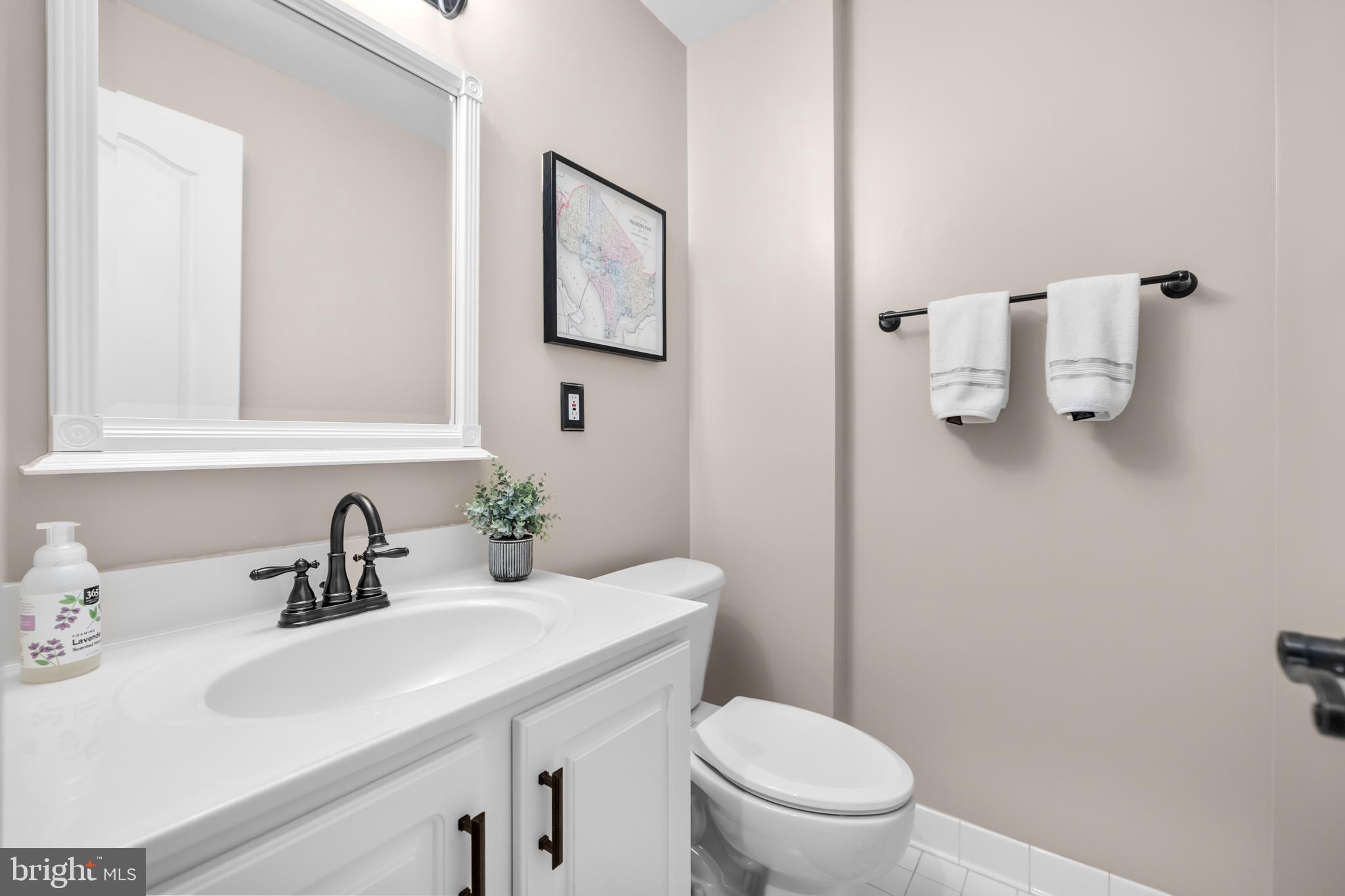 CAMERON STATION - Residential