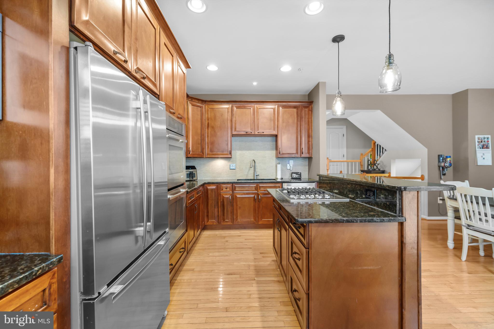 CAMERON STATION - Residential