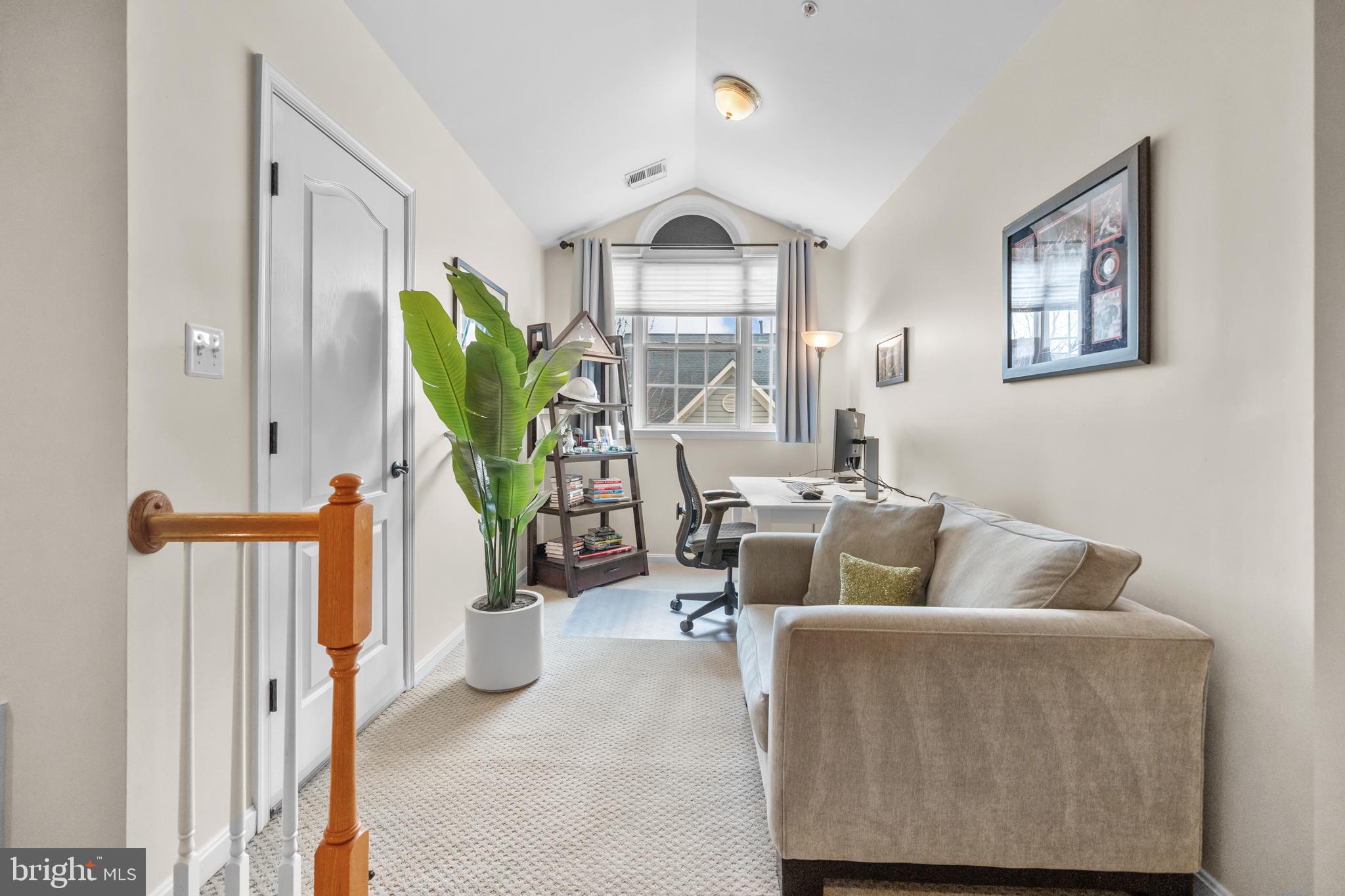 CAMERON STATION - Residential