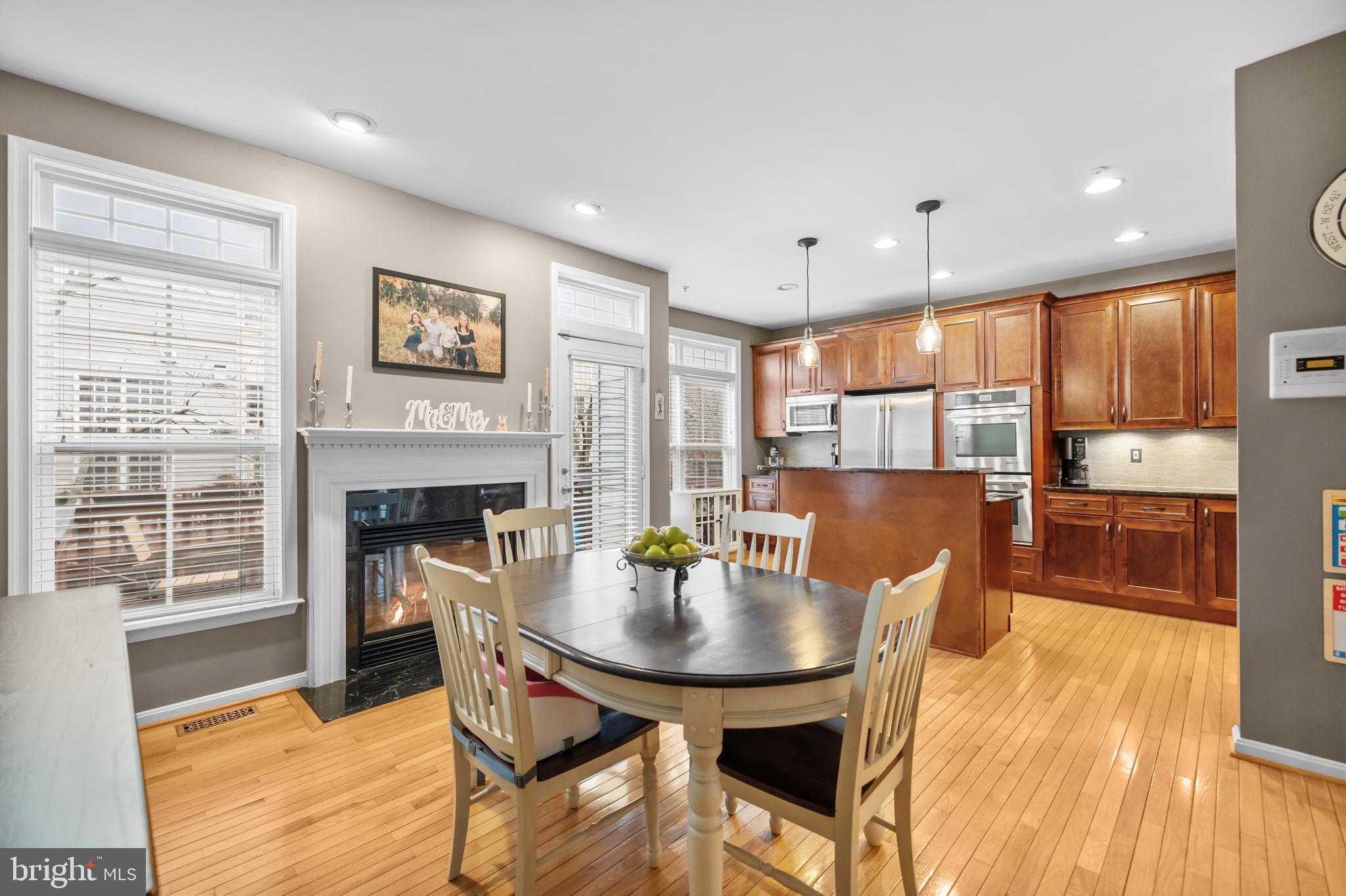 CAMERON STATION - Residential