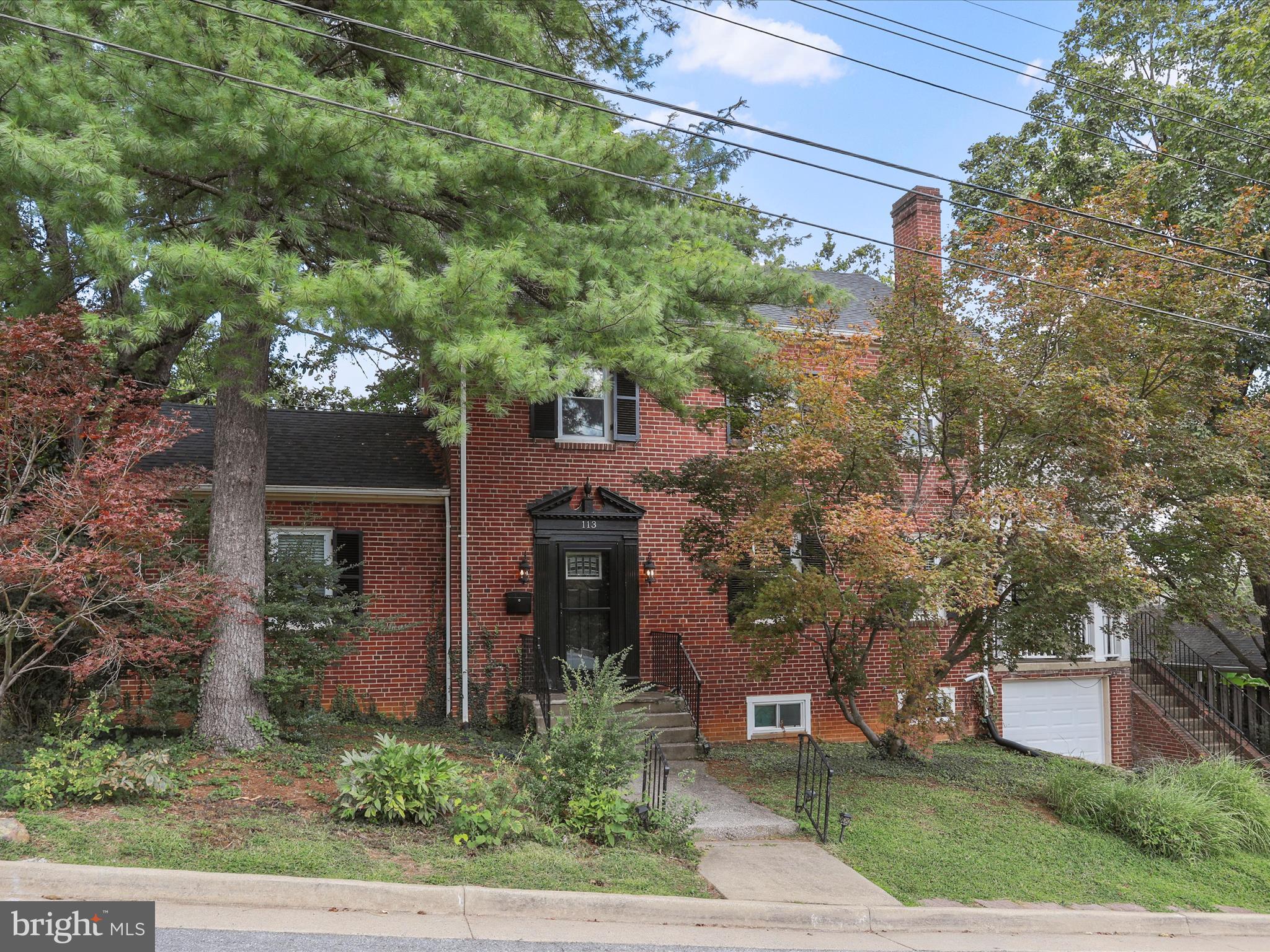 113 W 1ST STREET