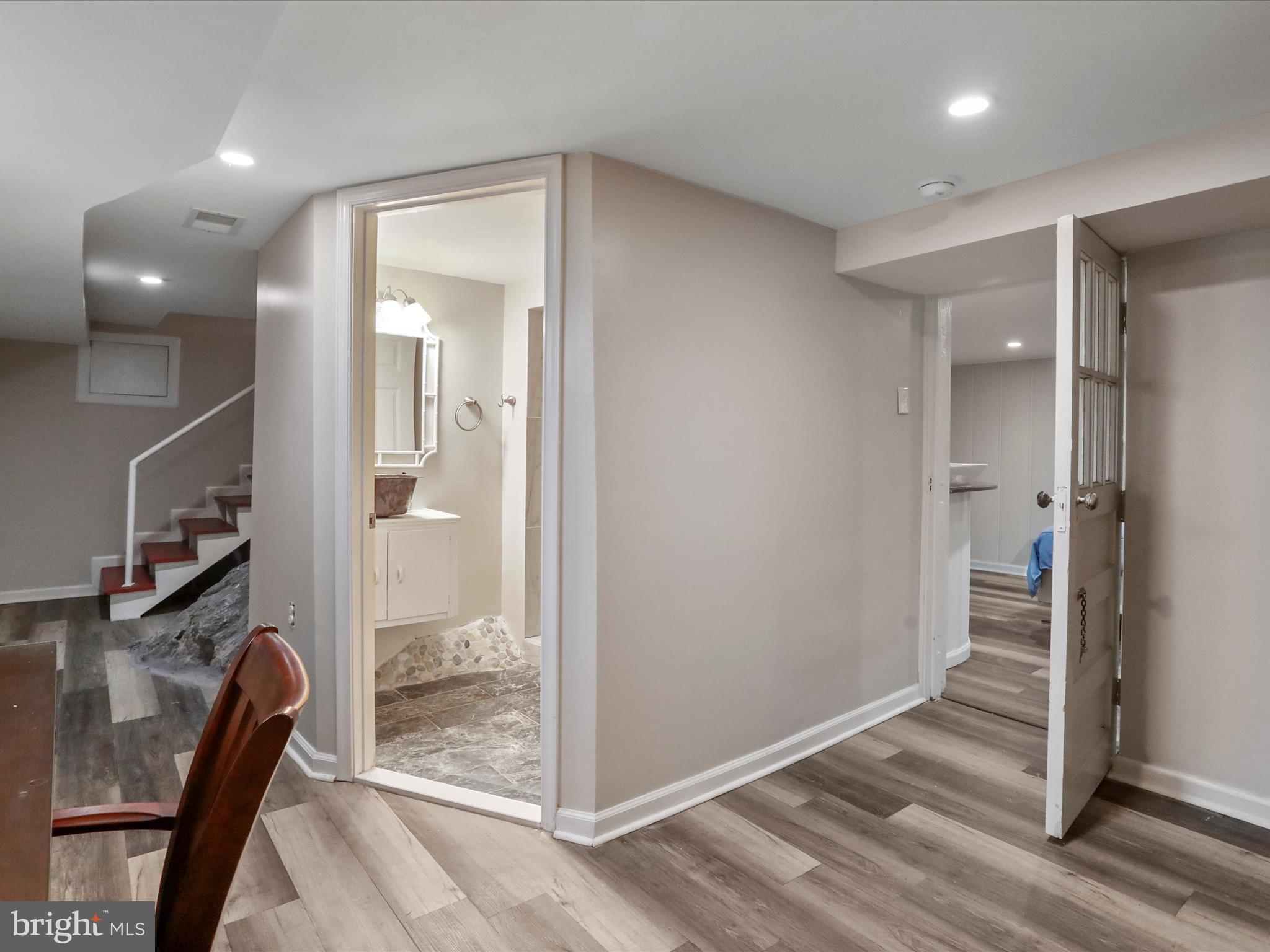 EDGEWOOD PARK - Residential