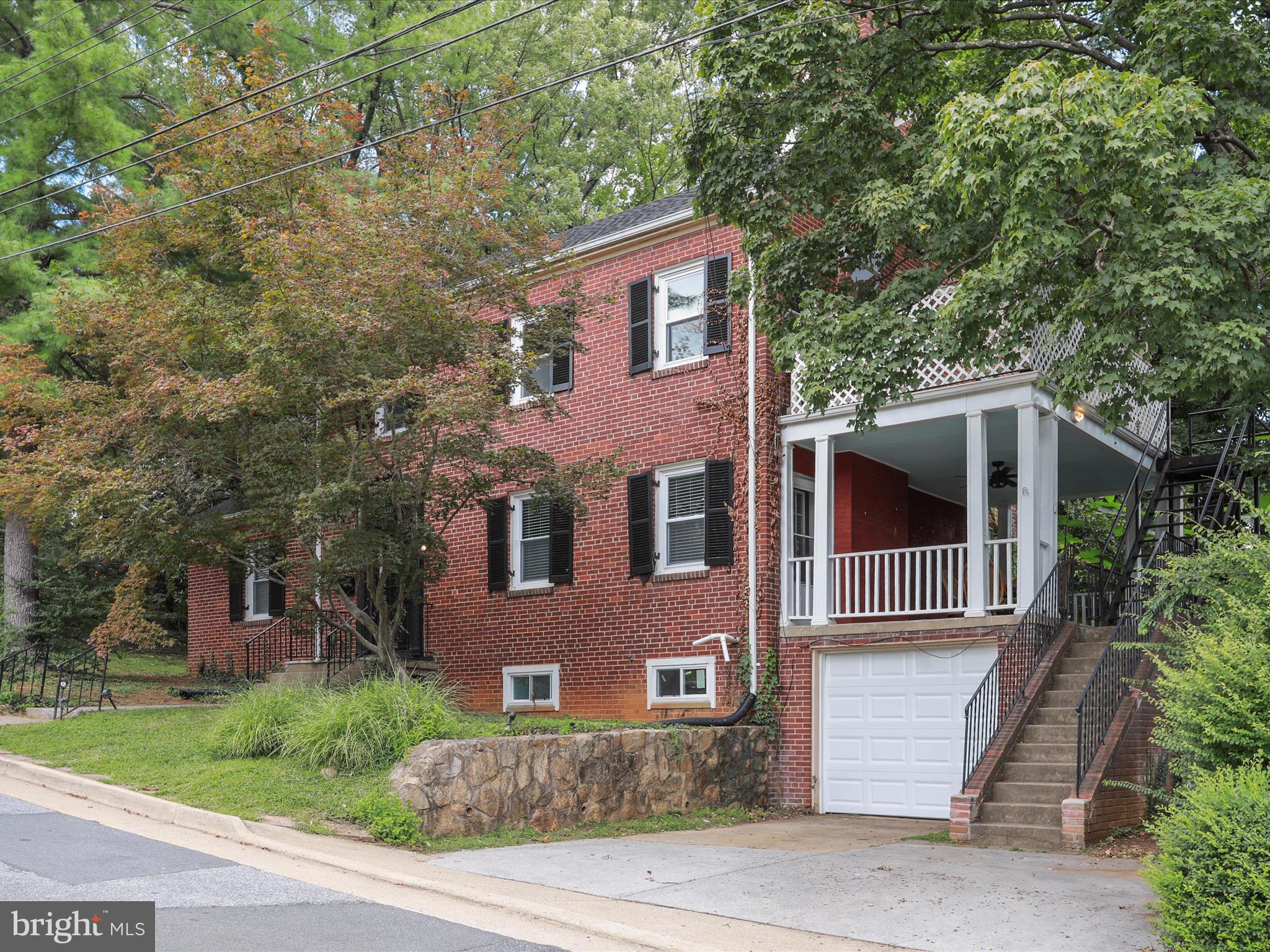 EDGEWOOD PARK - Residential