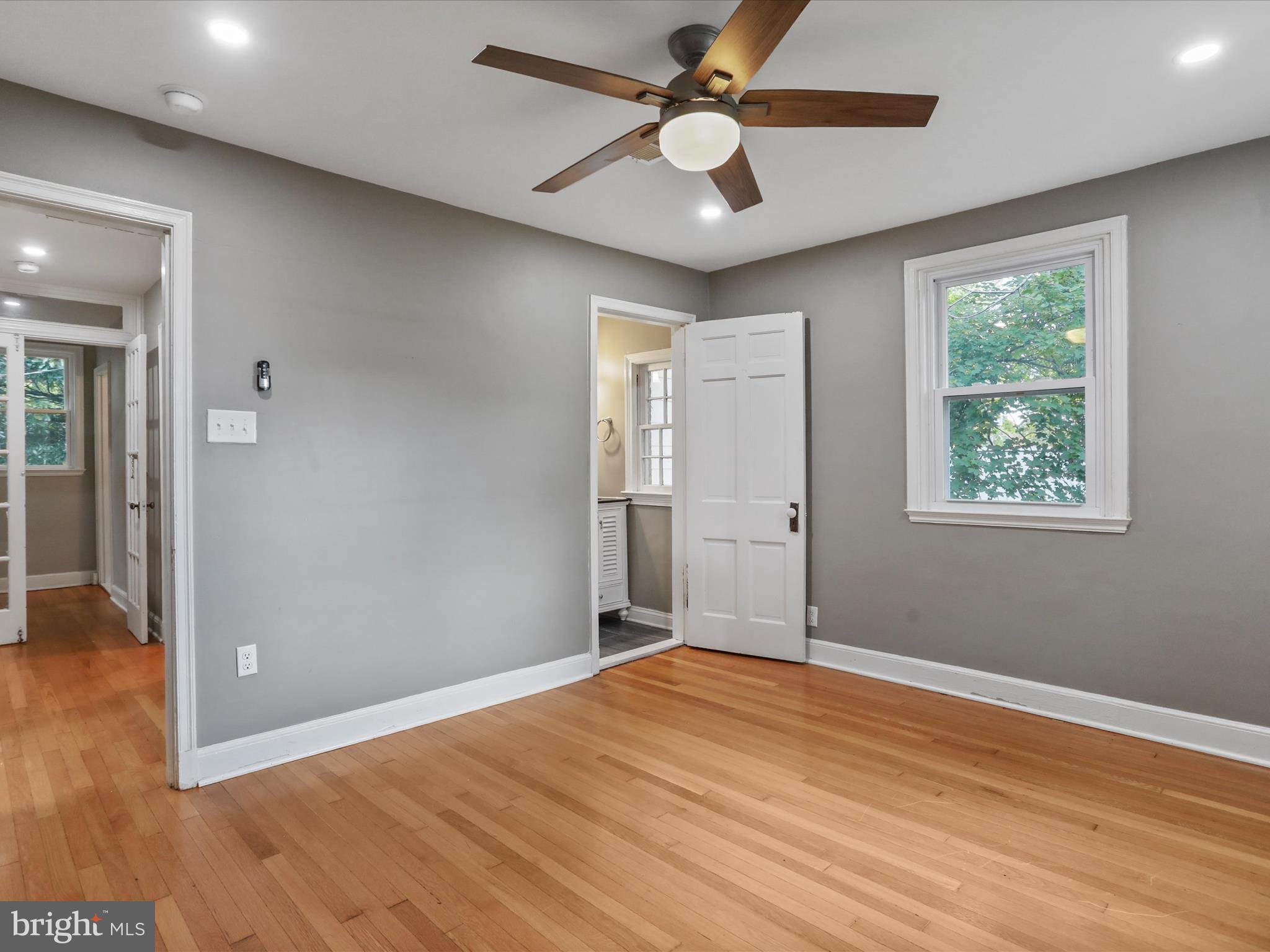 EDGEWOOD PARK - Residential