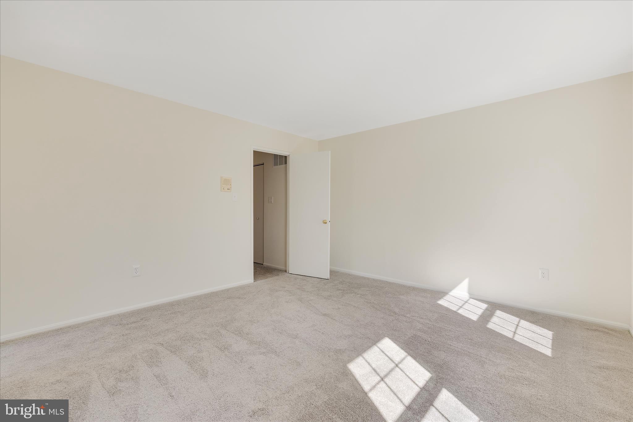 THE MEADOWS OF MANOR FARMS - Residential