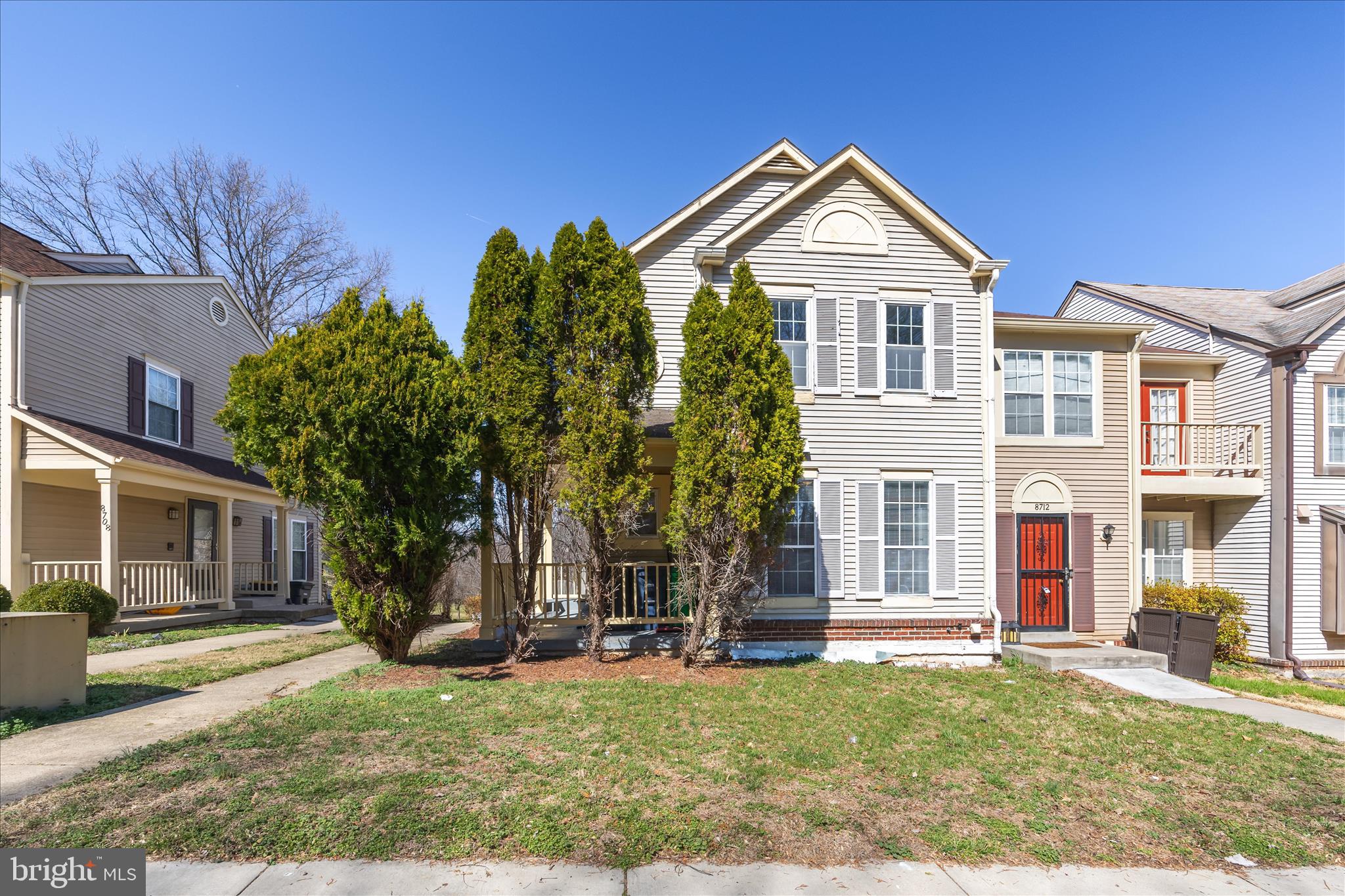 THE MEADOWS OF MANOR FARMS - Residential