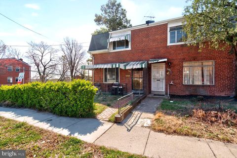 251 NICHOLSON STREET NE WASHINGTON DC 20011