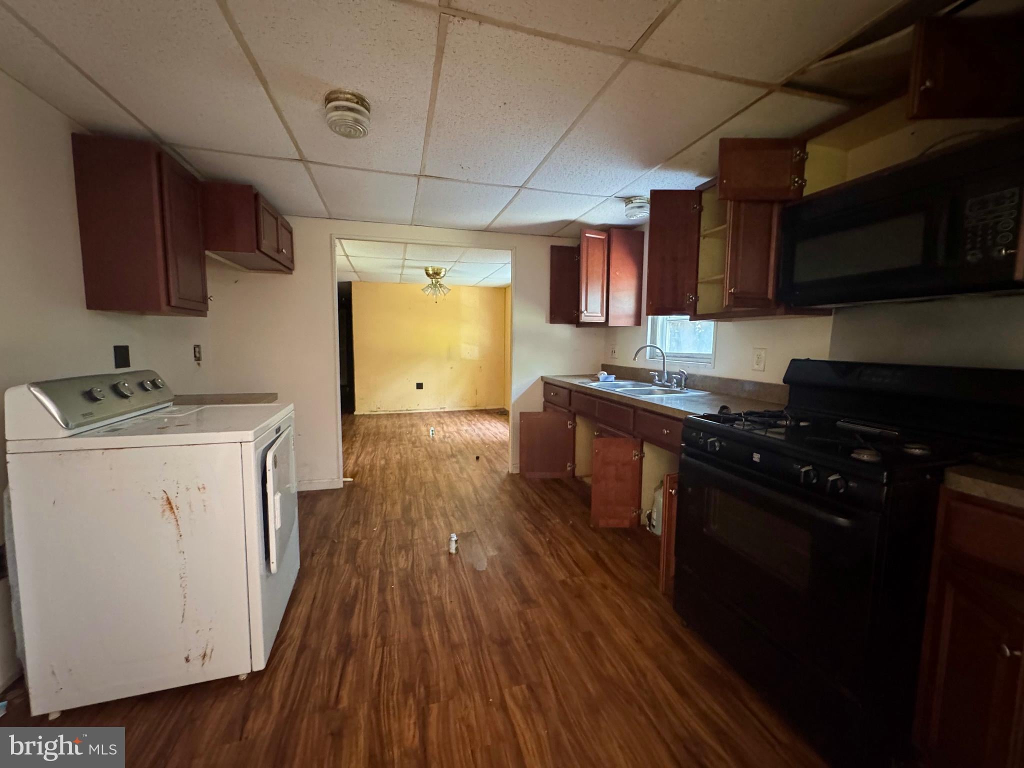 7089 JAMES MOORE ROAD