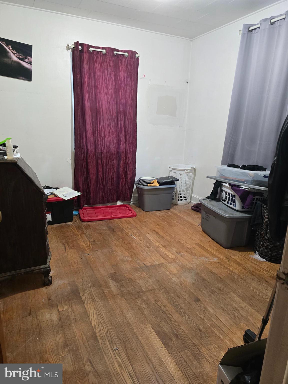 BALLARDS - Residential