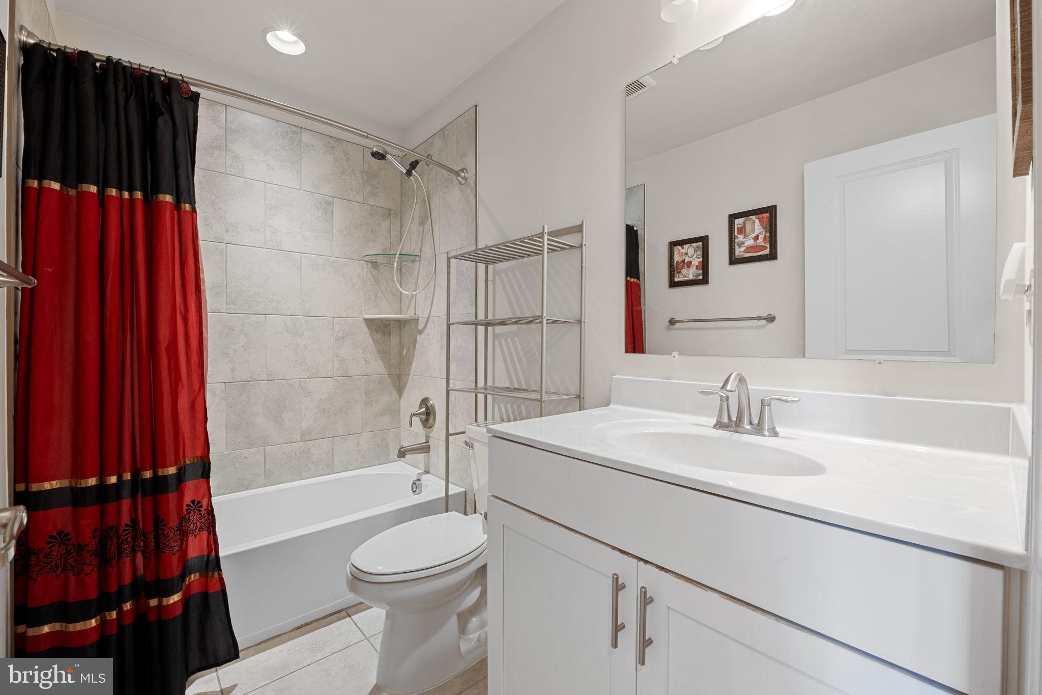 SPRING CREEK - Residential