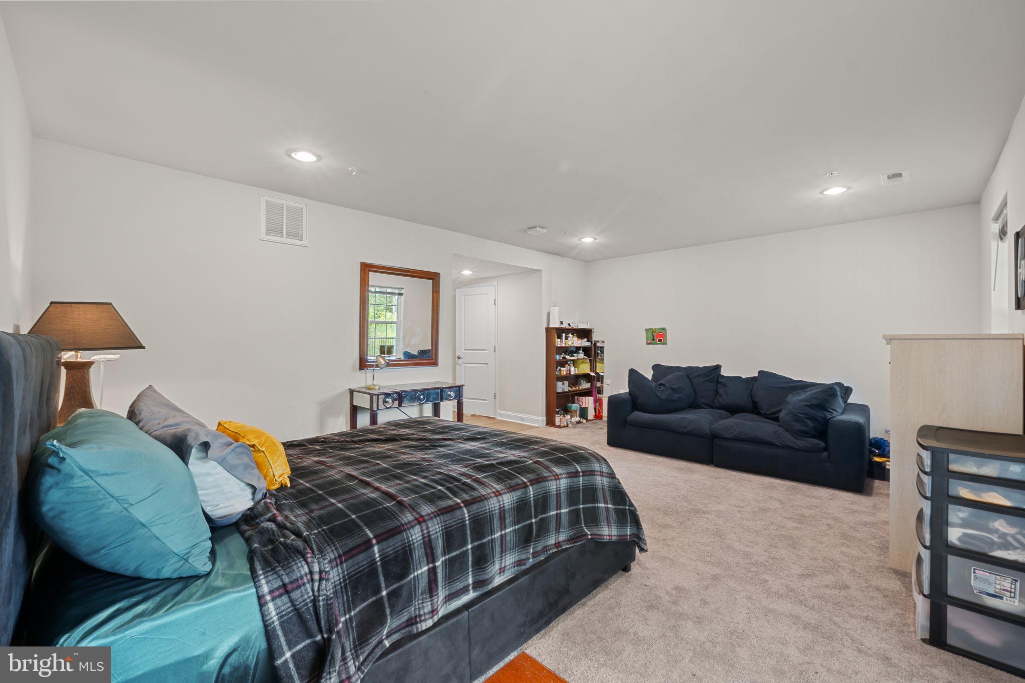 SPRING CREEK - Residential