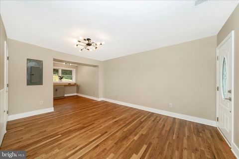 5045 SHERIFF ROAD NE WASHINGTON DC 20019